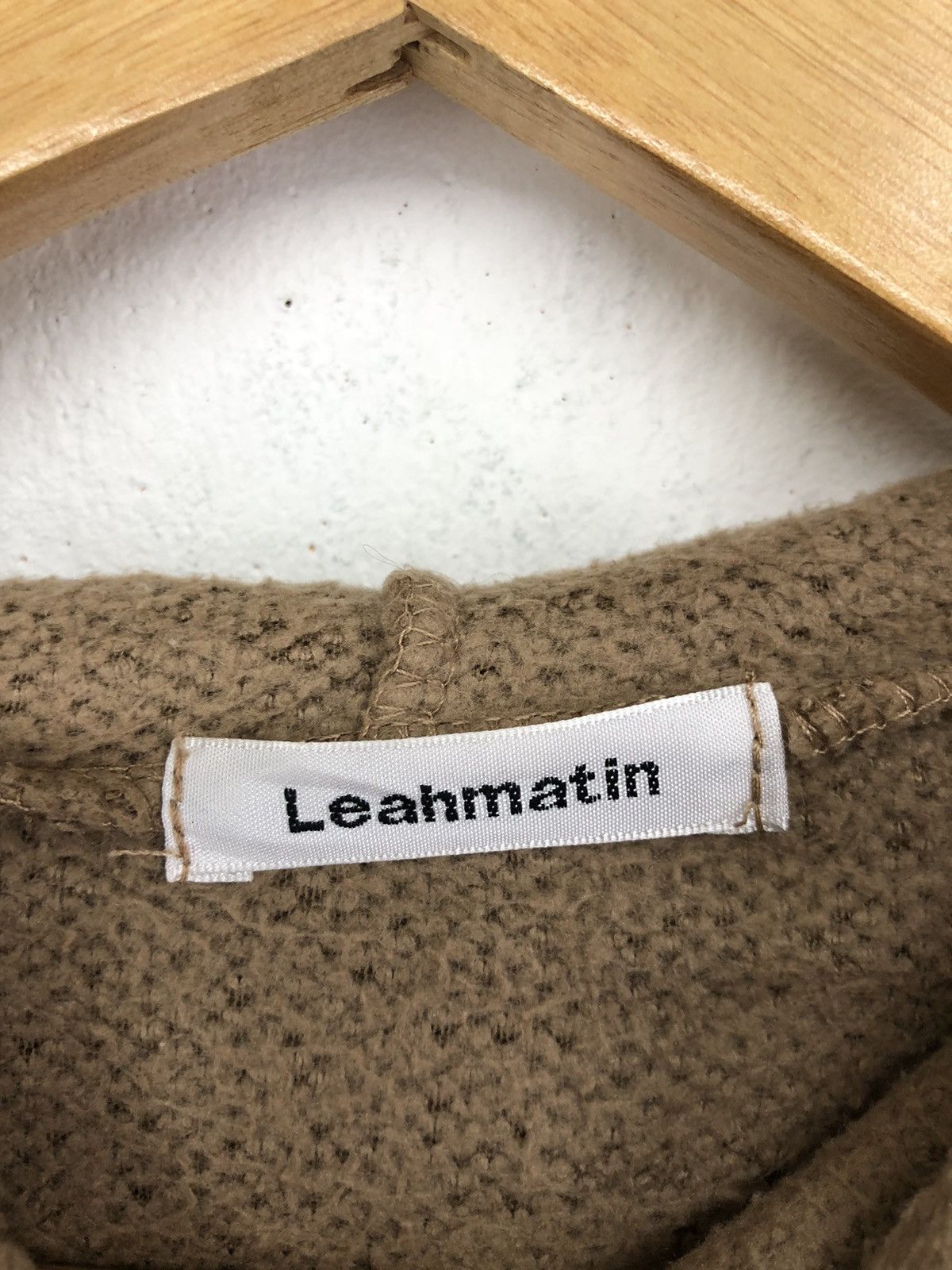 Japanese Brand Leahmatin Burst Embroidery Spellout Fleece Hoodie Size US M / EU 48-50 / 2 - 15 Thumbnail