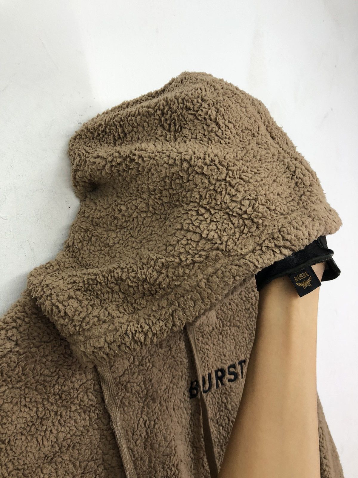 Japanese Brand Leahmatin Burst Embroidery Spellout Fleece Hoodie Size US M / EU 48-50 / 2 - 6 Thumbnail