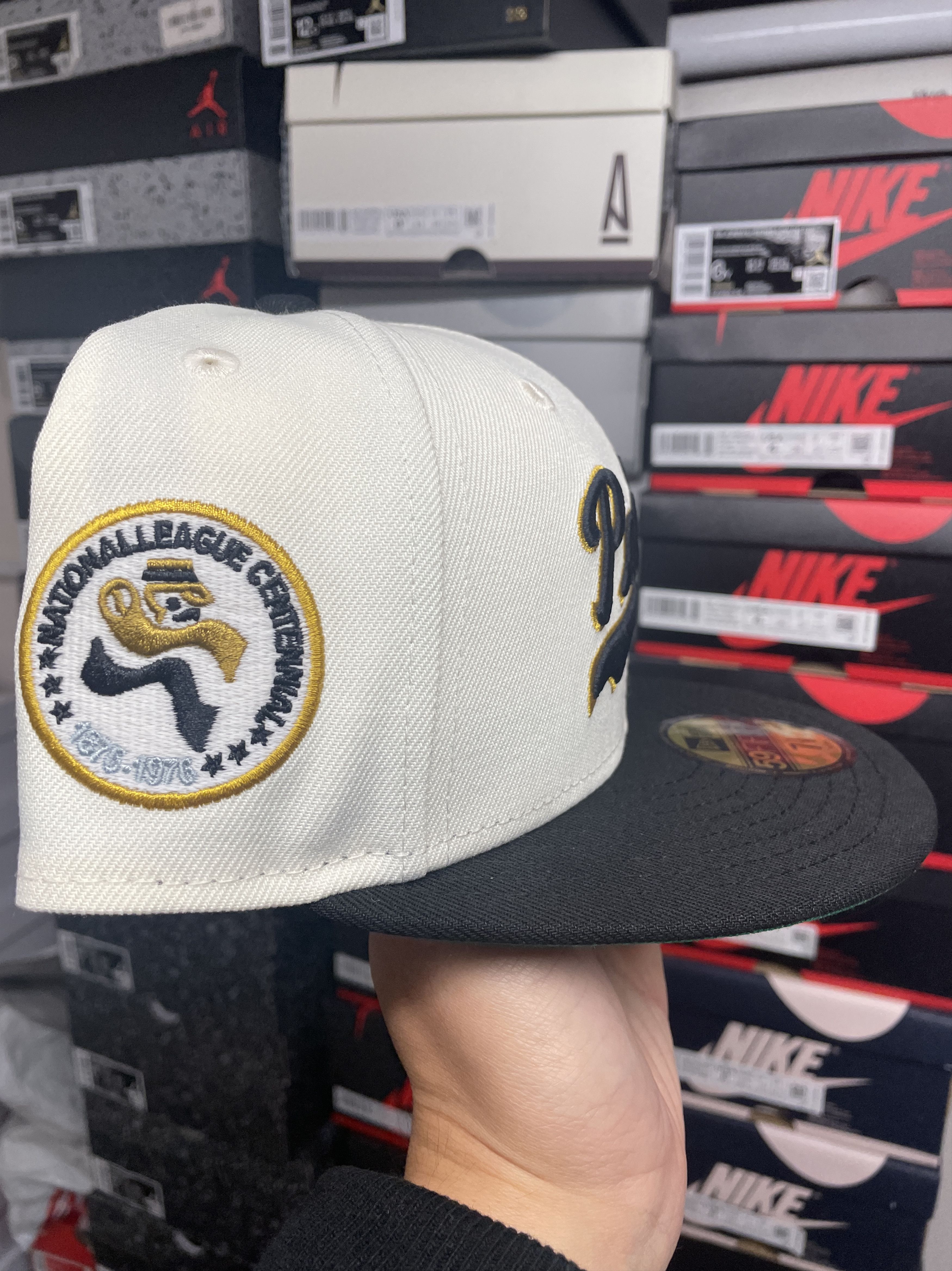 MLB × New Era 7 1/8 White Black Script San Diego Padres Two 2 Tone Chrome Size ONE SIZE - 3 Thumbnail