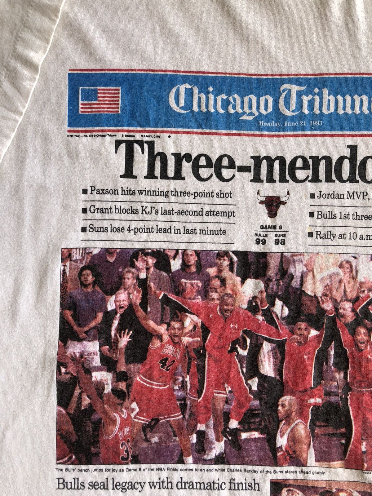 NBA Vintage 1993 Chicago Bulls T-shirt Size US M / EU 48-50 / 2 - 15 Thumbnail