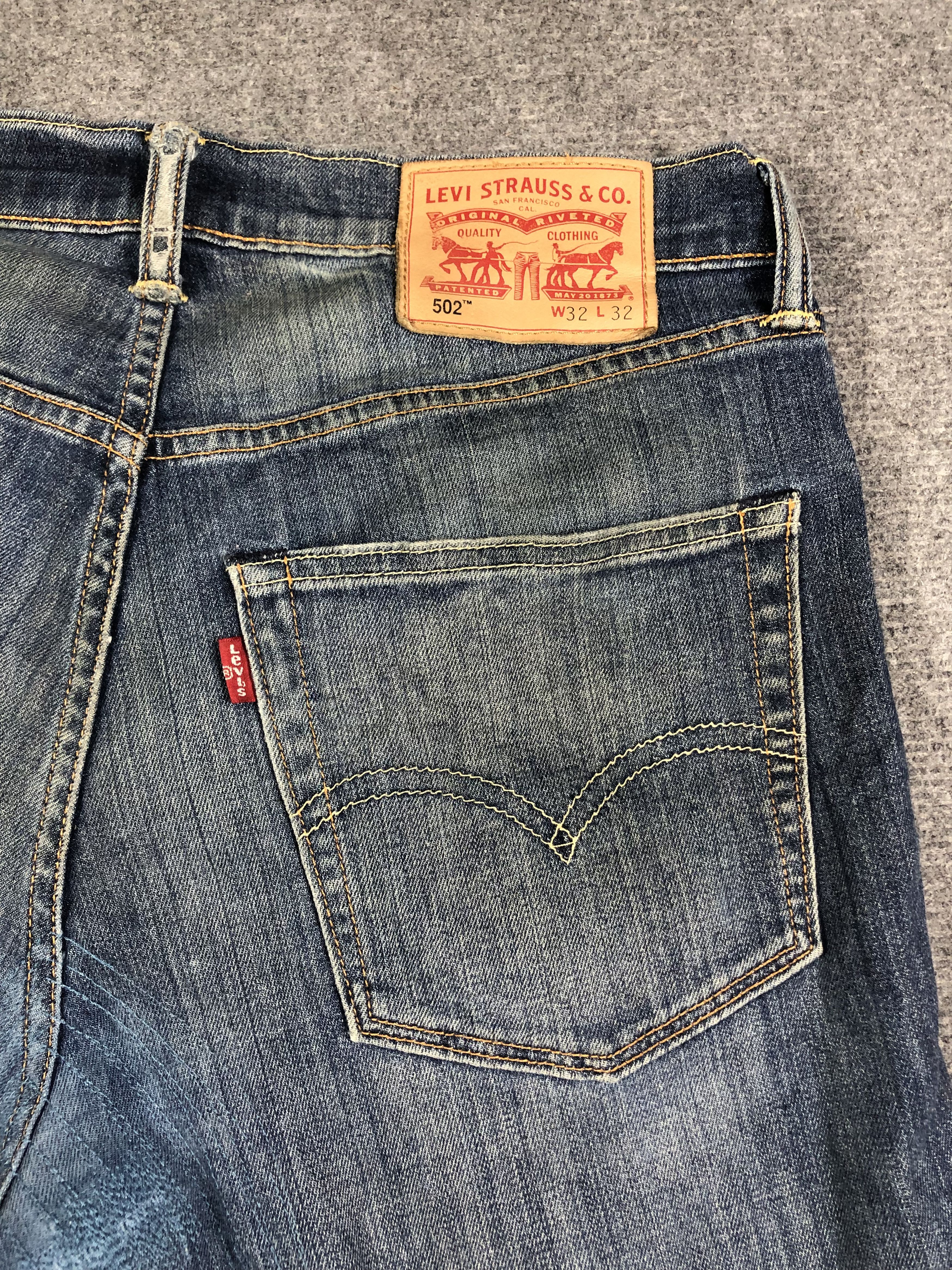 Levi's Faded blue Levis 502 Jeans 33x29.5 Size US 33 - 11 Thumbnail