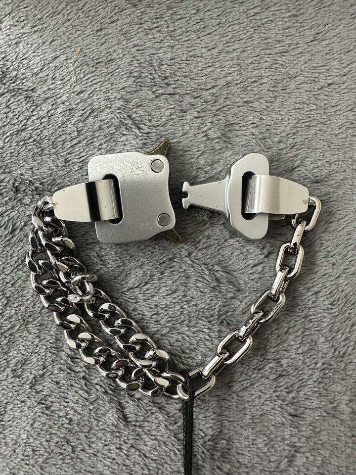 1017 ALYX 9SM 1017 ALYX 9SM SILVER BUCKLE BRACELET Size ONE SIZE - 2 Thumbnail