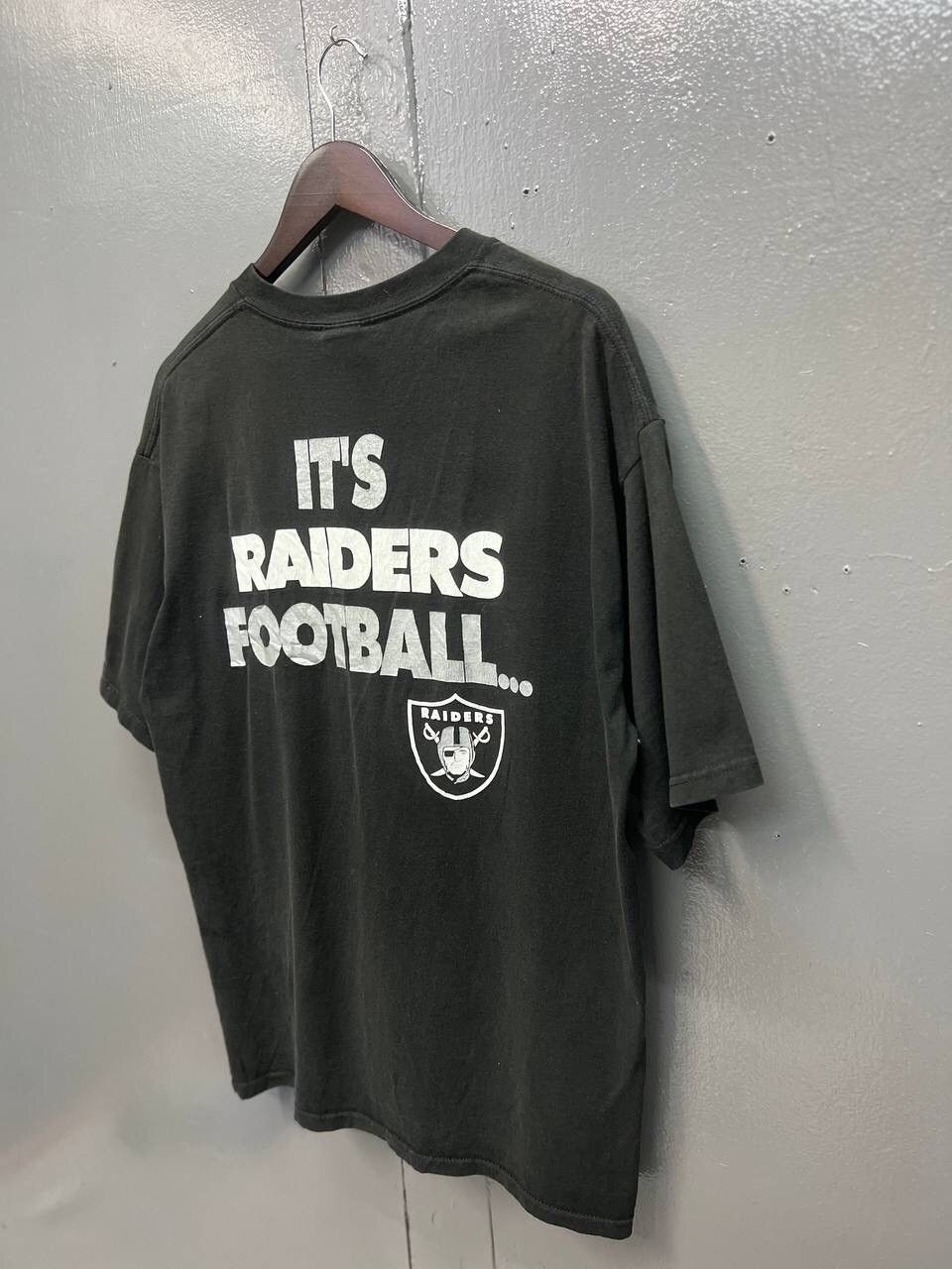 VINTAGE NFL RAIDERS FOOTBALL TSHIRT