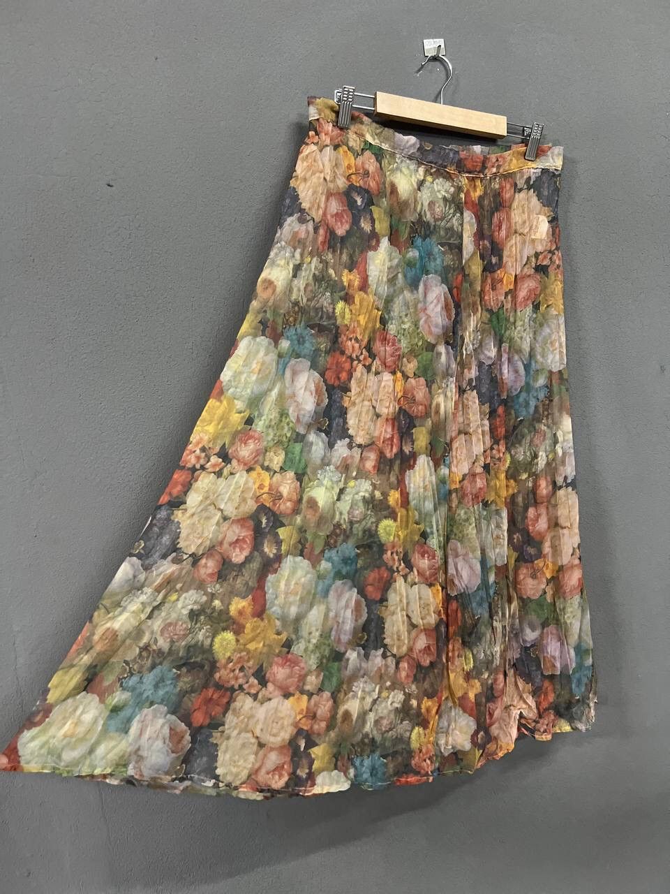 Cherokee CHEROKEE MAXI SKIRT FLORAL Size 24" / US 00 / IT 34 - 3 Thumbnail