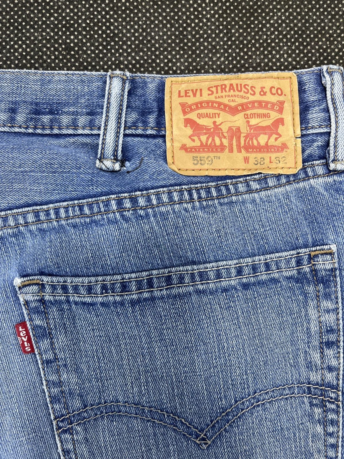 Levi's × Vintage Vintage Distressed Levis 559 Jeans - J534 Size US 40 / EU 56 - 12 Thumbnail