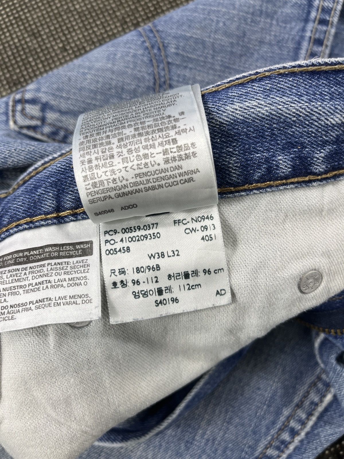 Levi's × Vintage Vintage Distressed Levis 559 Jeans - J534 Size US 40 / EU 56 - 10 Thumbnail