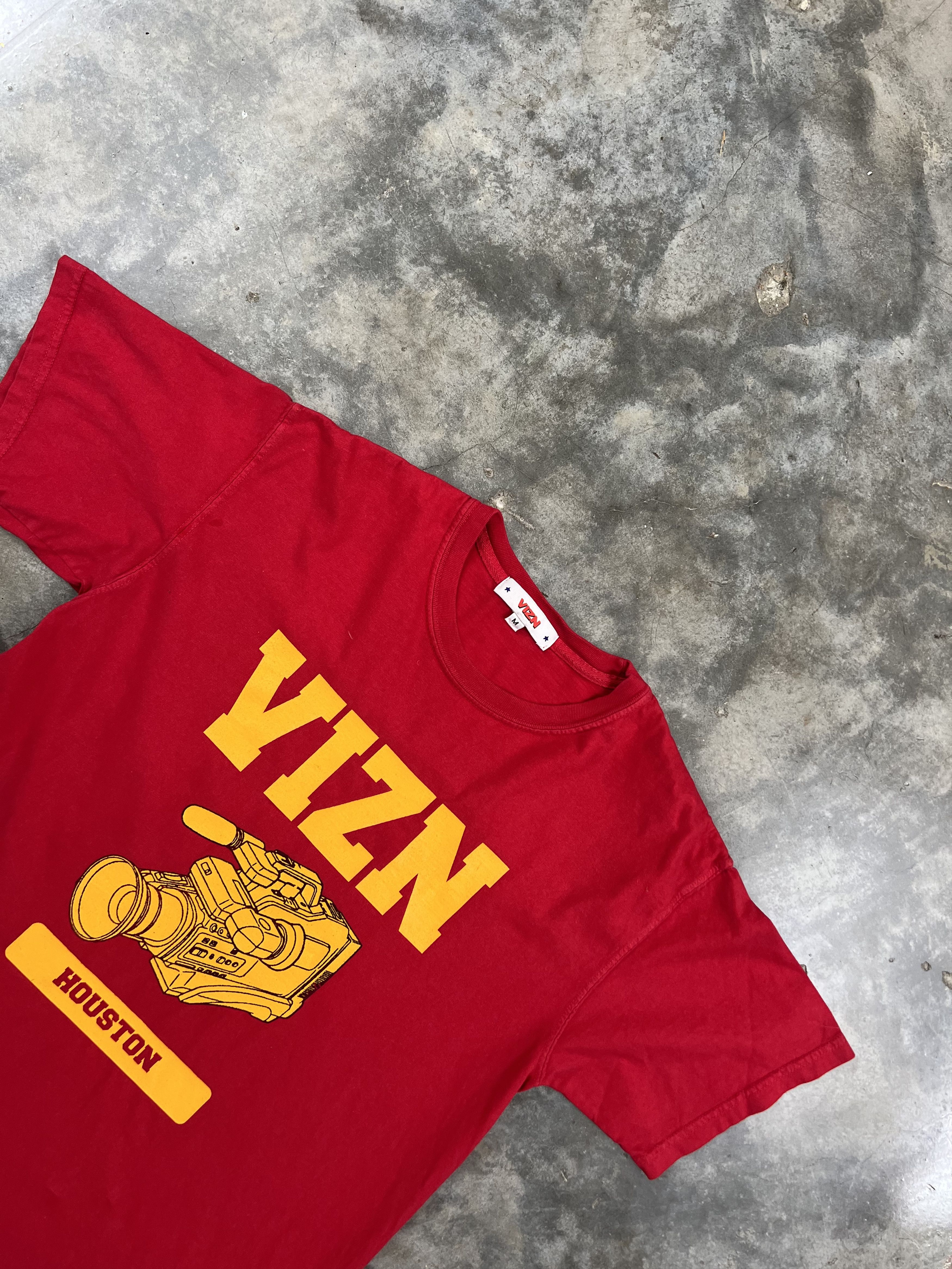 Joy Divizn Vizn Houston Camera Tee Red Medium ❄️Brad 90s Fight Size US M / EU 48-50 / 2 - 2 Thumbnail