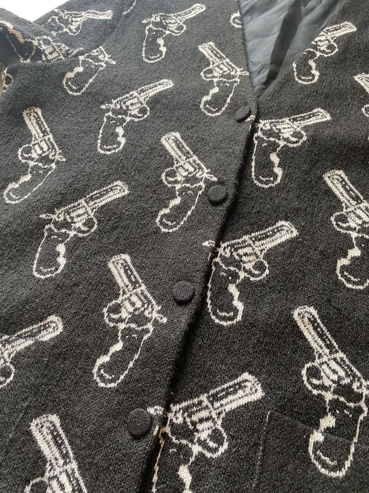 Saint Laurent Paris FW14 Saint Laurent pistols cardigan x Hedi Slimane Size US M / EU 48-50 / 2 - 22 Thumbnail