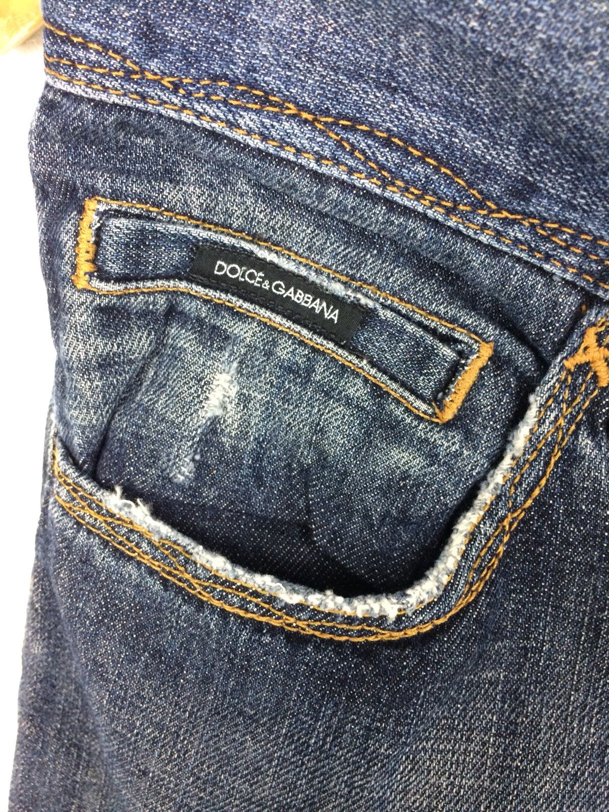 Dolce & Gabbana Distressed Denim D&G Jeans Pant Metal Gold Patch Pocket Size US 32 / EU 48 - 10 Thumbnail