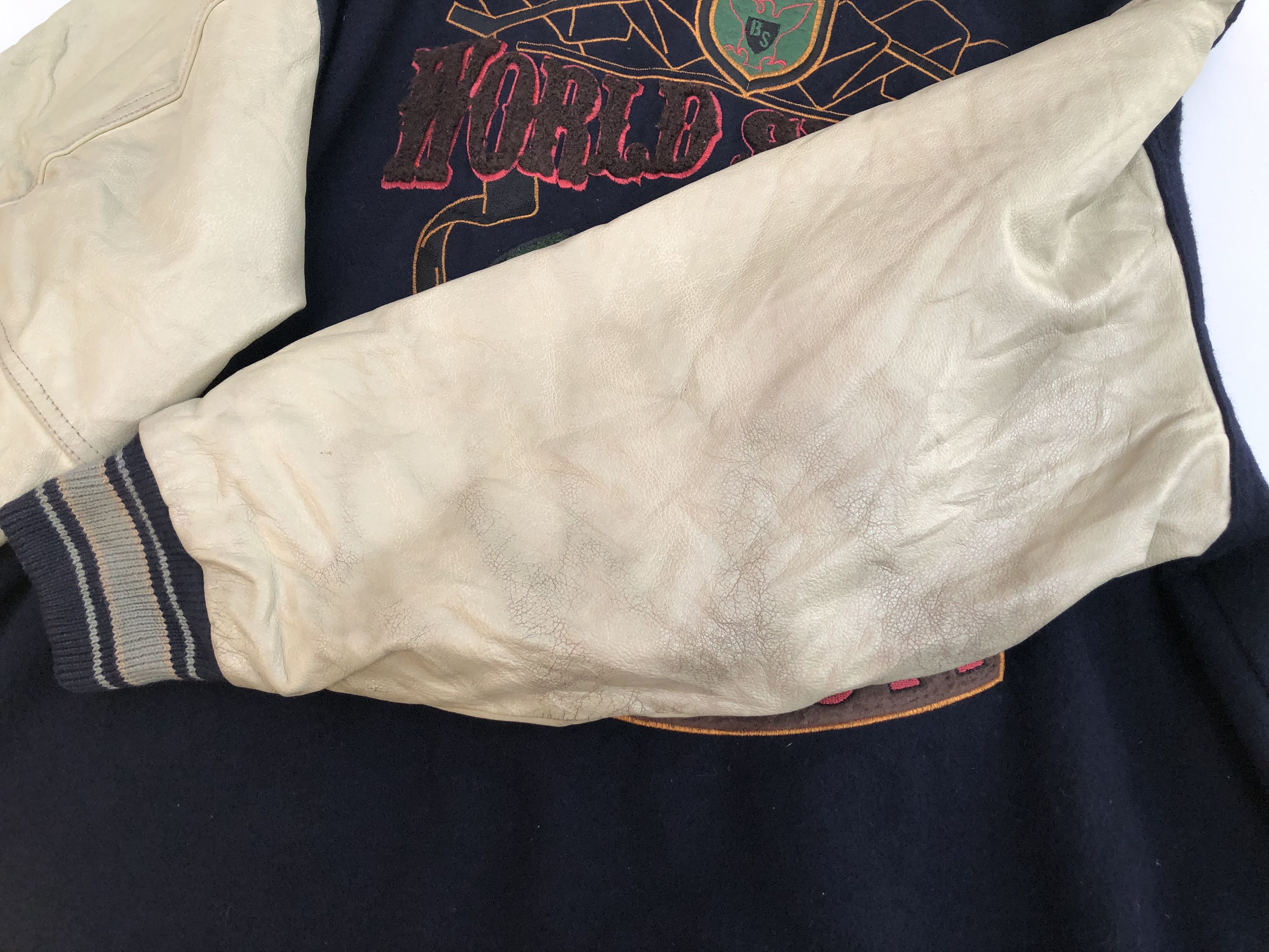 Japanese Brand VINTAGE 90’S BURGH SCOTT WORLD SERIES WOOL/LEATHER VARSITY Size US XL / EU 56 / 4 - 15 Thumbnail