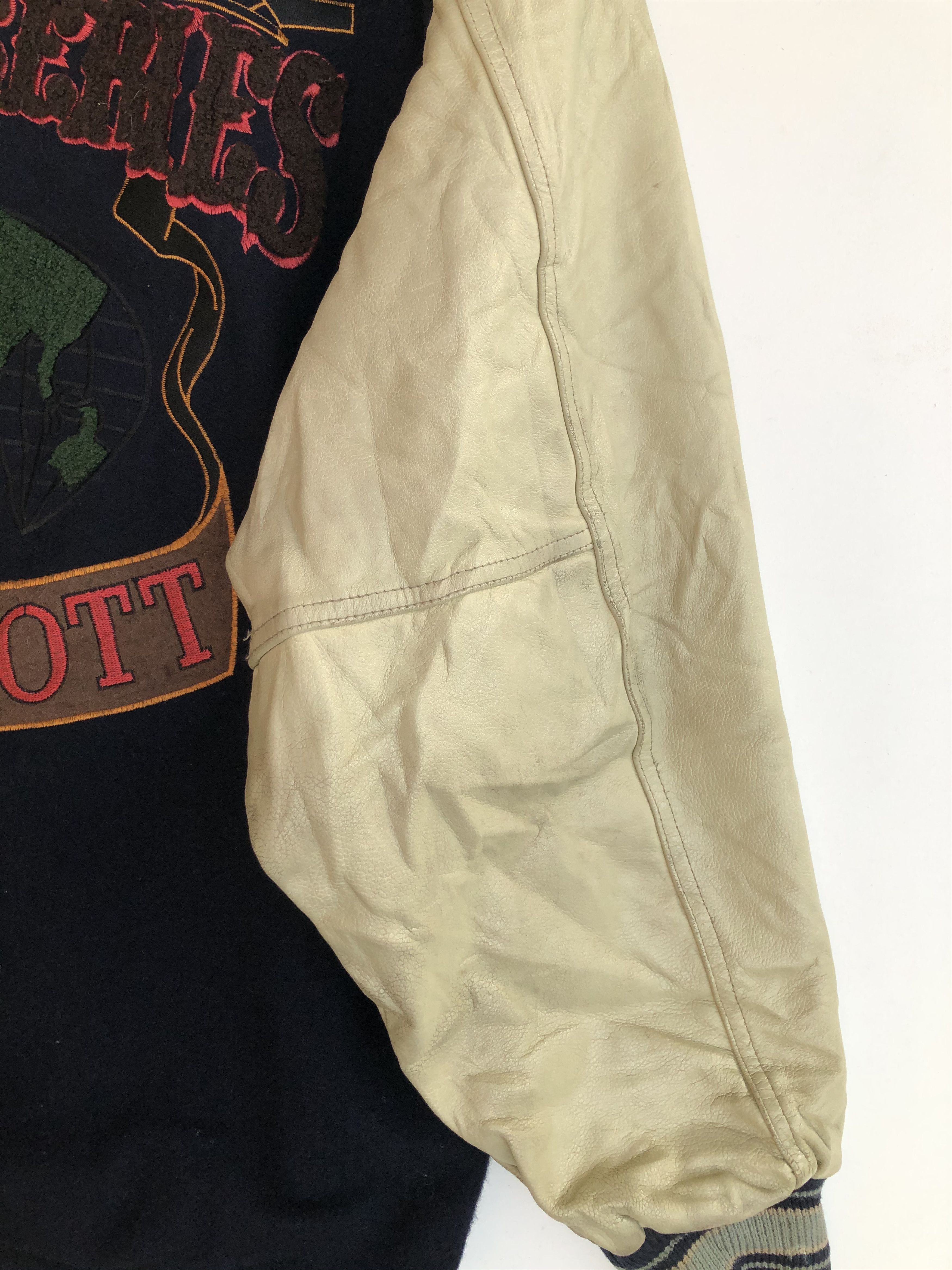 Japanese Brand VINTAGE 90’S BURGH SCOTT WORLD SERIES WOOL/LEATHER VARSITY Size US XL / EU 56 / 4 - 14 Thumbnail