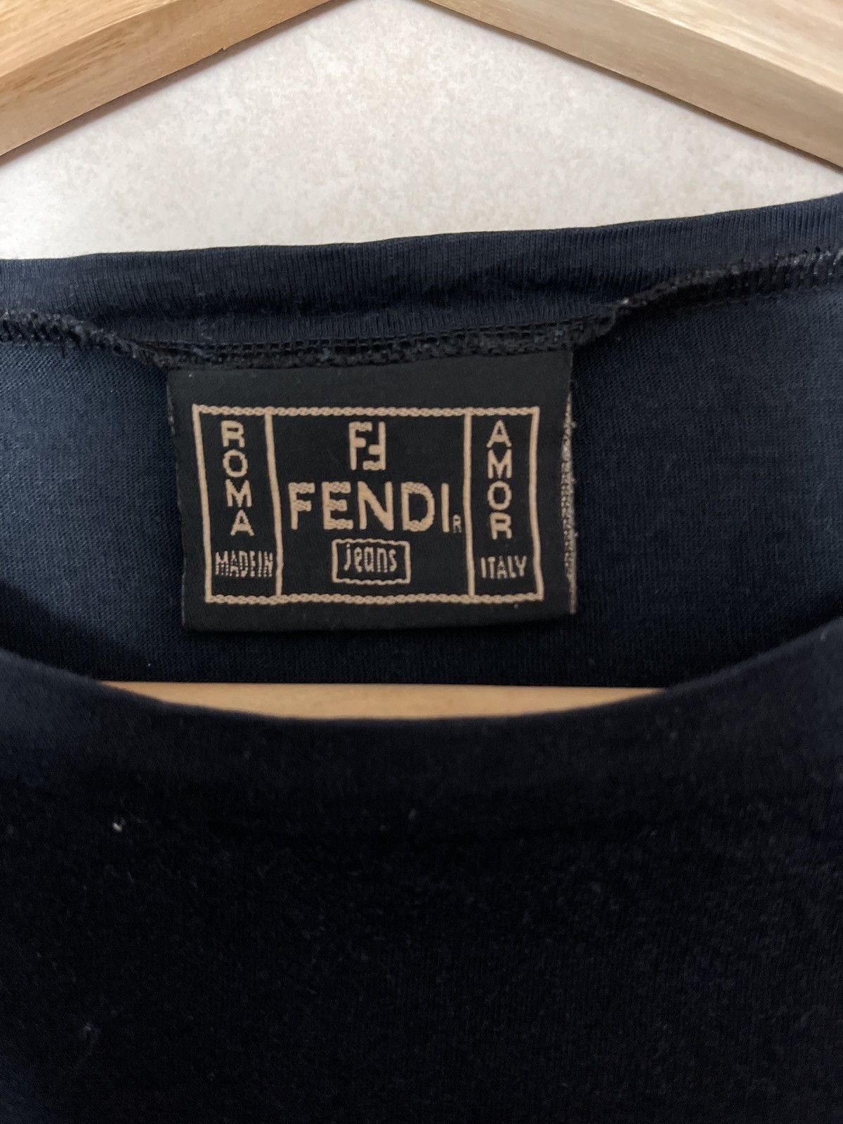 Fendi 🔥HOT🔥FENDI JEANS ROMA ALL BLACK T-SHIRT VERY RARE Size US M / EU 48-50 / 2 - 5 Thumbnail