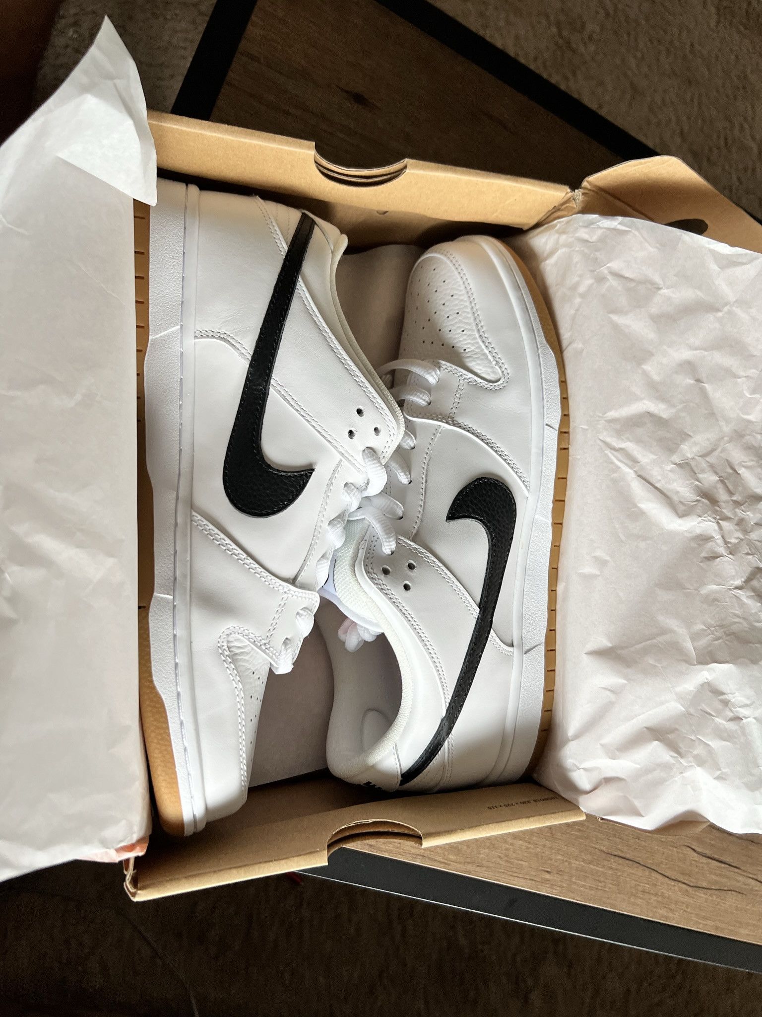mens nike dunks size 12
