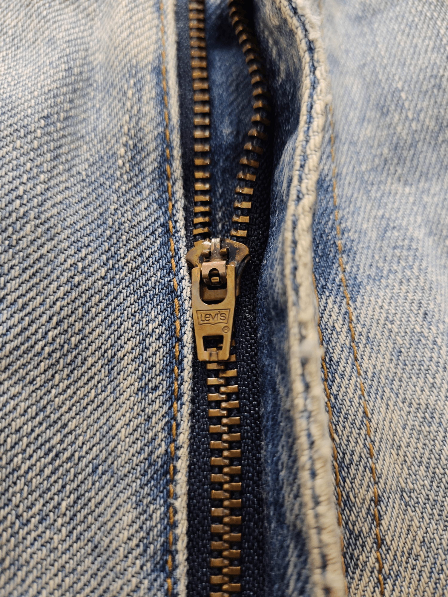 Levi's Vintage Levis 607 Orange Tag Light Wash Dirty Denim Jeans Size US 34 / EU 50 - 14 Thumbnail
