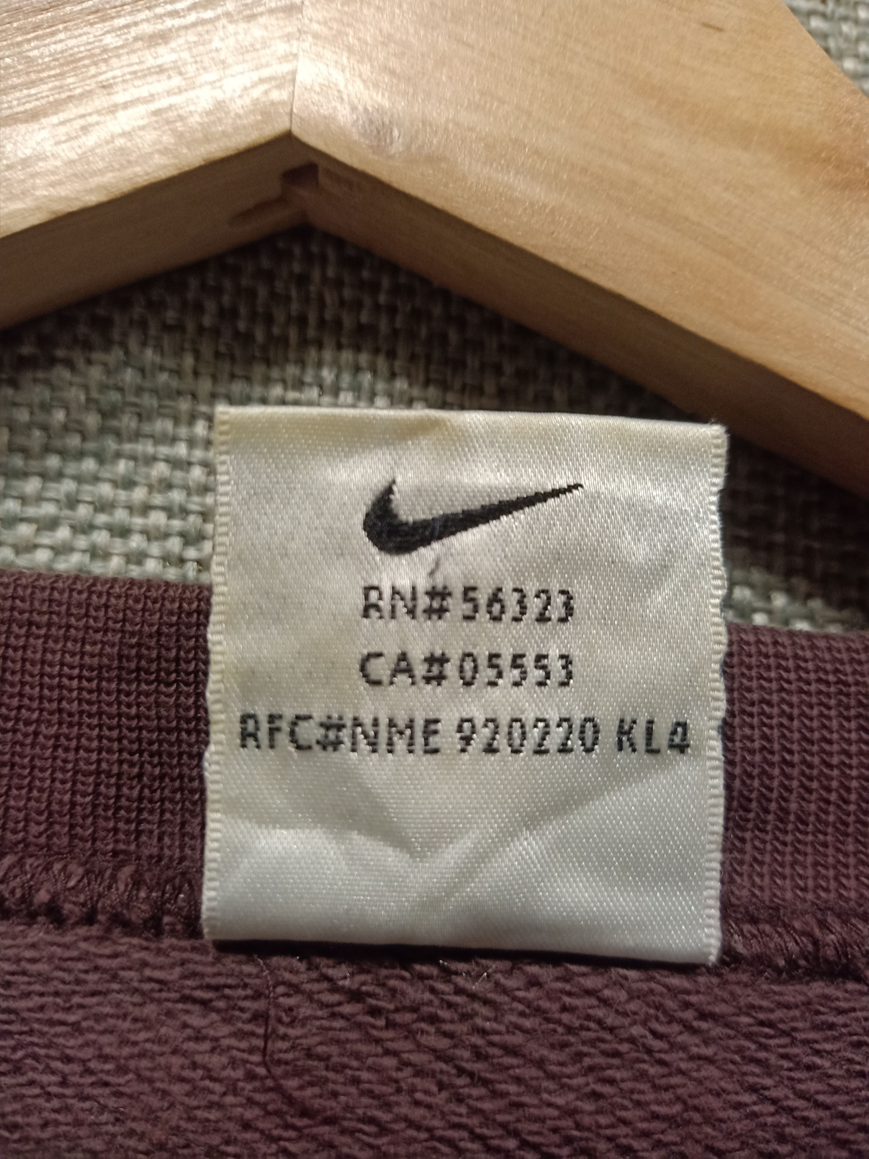 Nike vintage 90s sweatshirt nike athletics Size US L / EU 52-54 / 3 - 4 Thumbnail