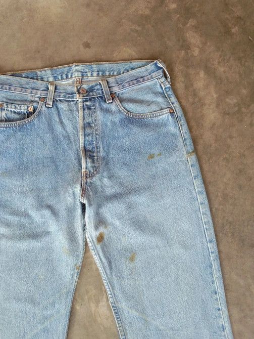 Levi's 90s Vintage Levis 501 Made In USA Distressed Jeans 32x34 Size US 32 / EU 48 - 6 Thumbnail