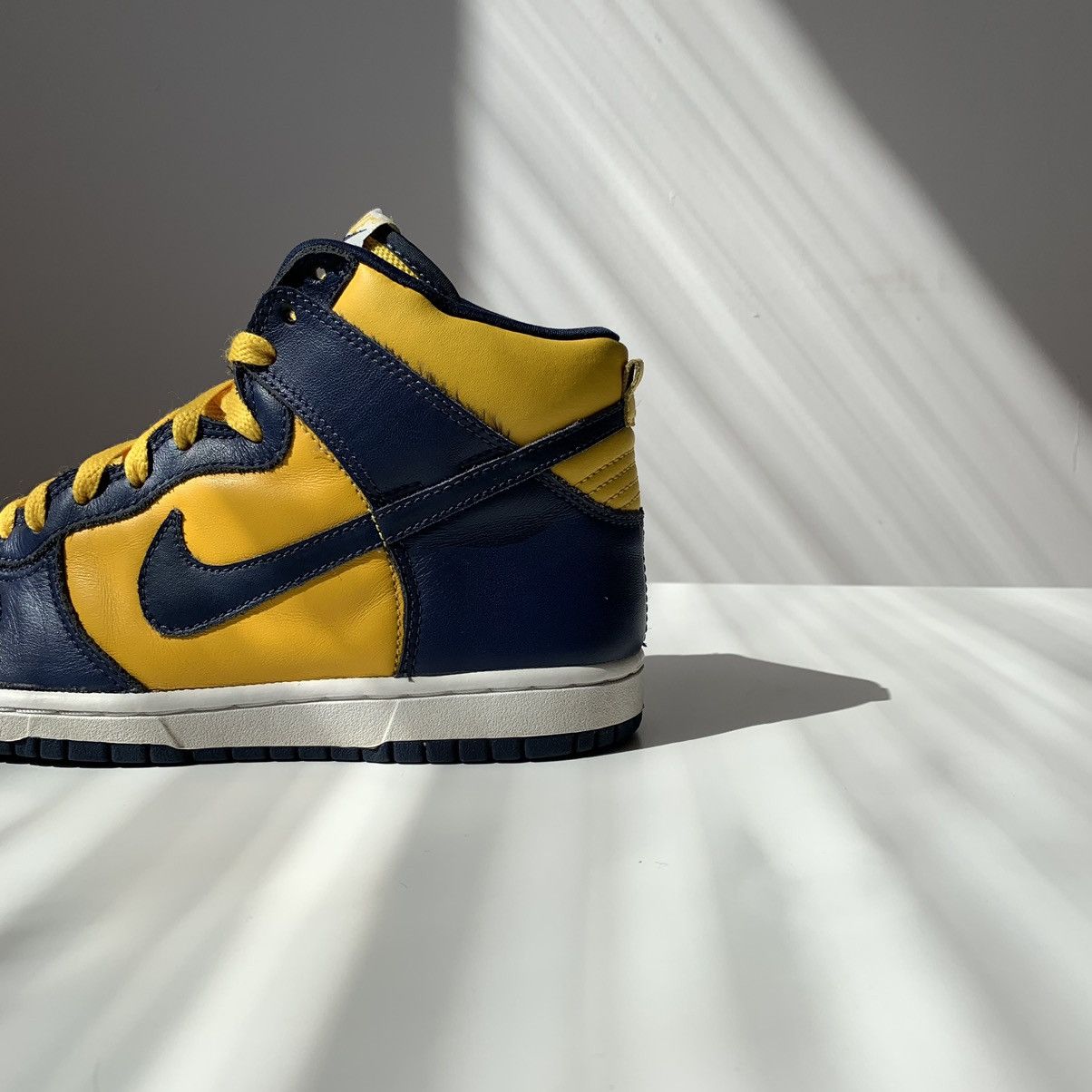 Nike × Vintage 2003 Nike Dunk High Michigan Size US 8 / IT 38 - 12 Thumbnail