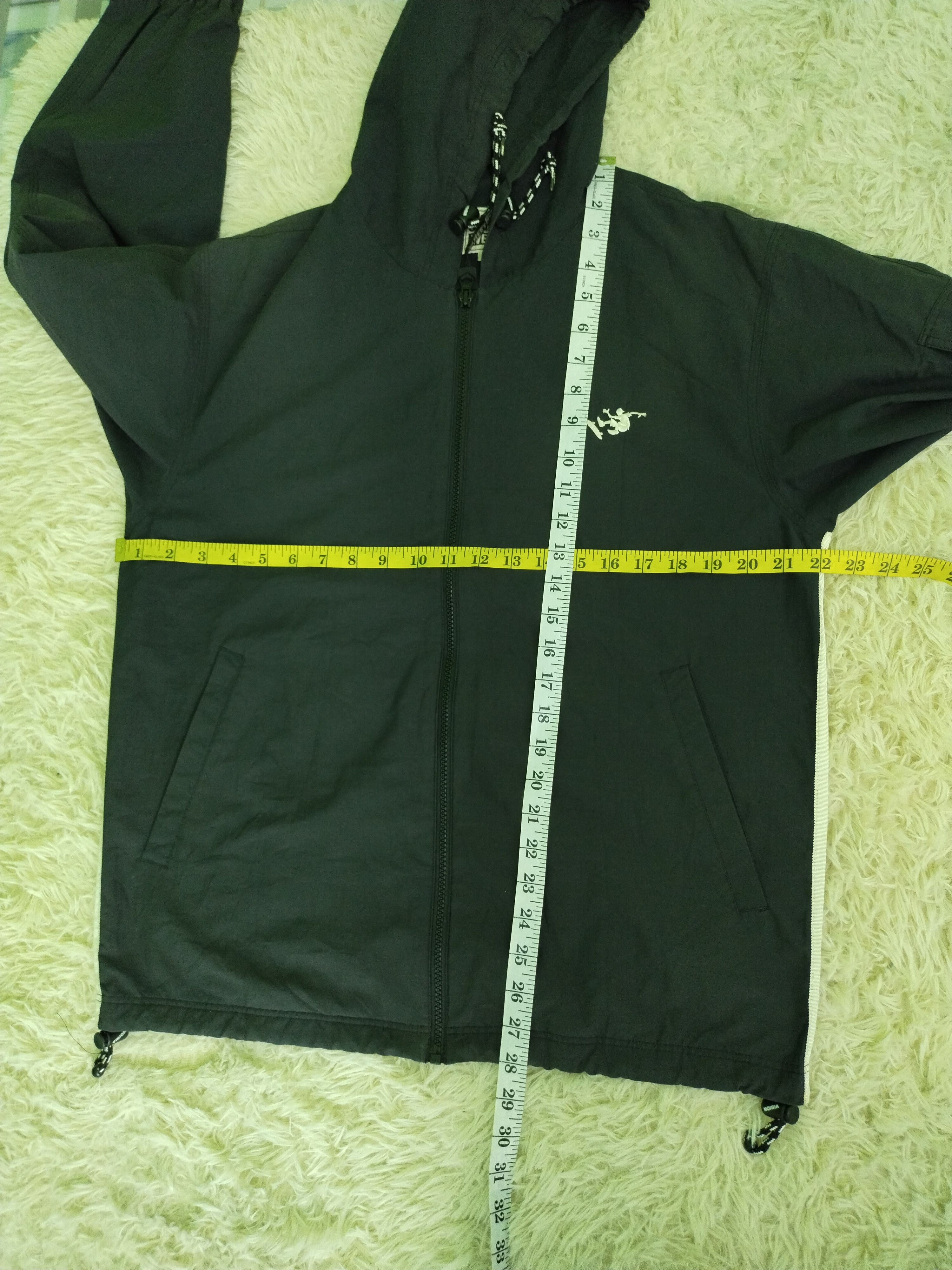Vision Streetwear Vintage Vision Streetwear Windbreaker Hoodie Jacket Size US M / EU 48-50 / 2 - 16 Thumbnail