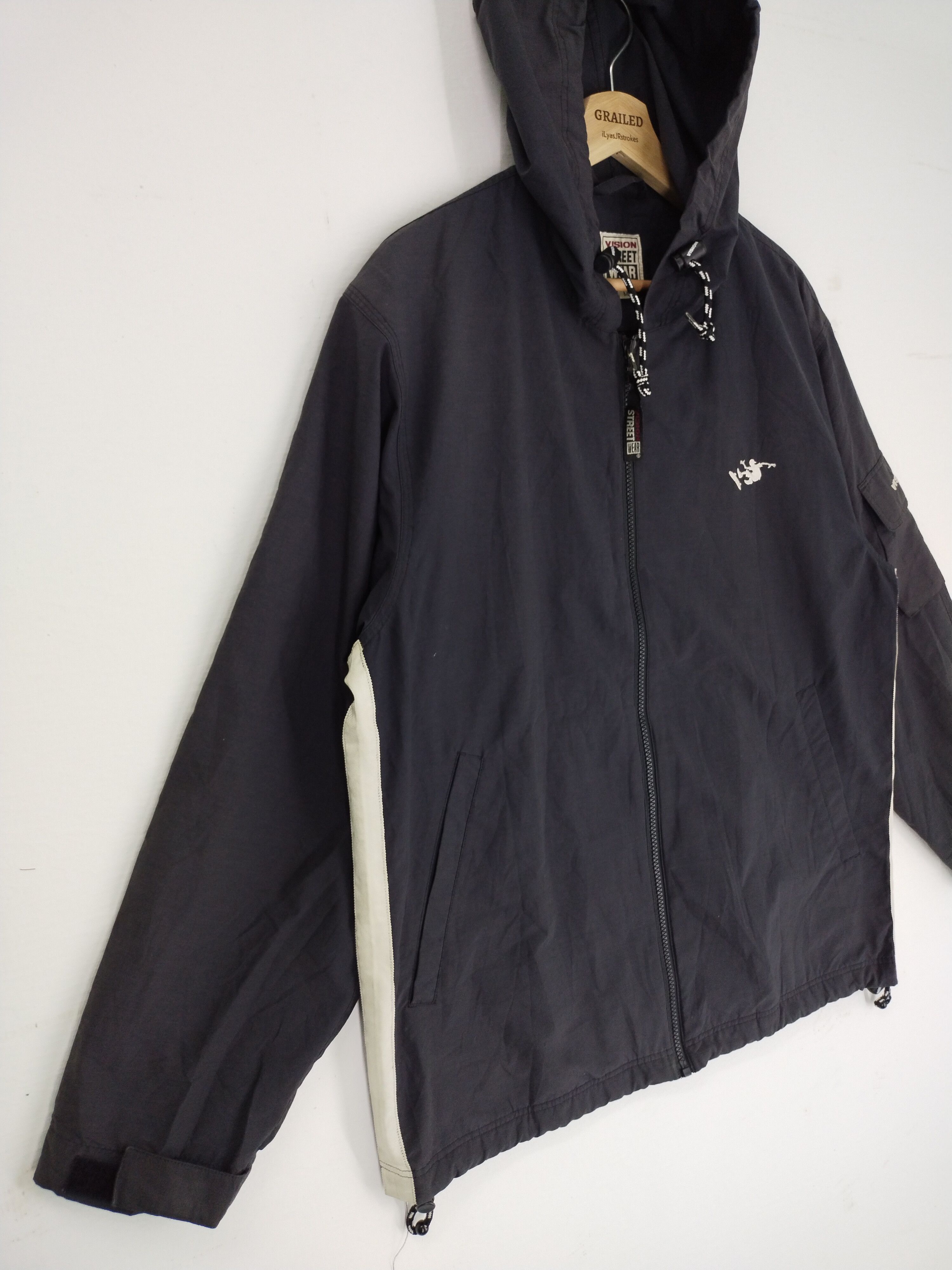 Vision Streetwear Vintage Vision Streetwear Windbreaker Hoodie Jacket Size US M / EU 48-50 / 2 - 2 Thumbnail