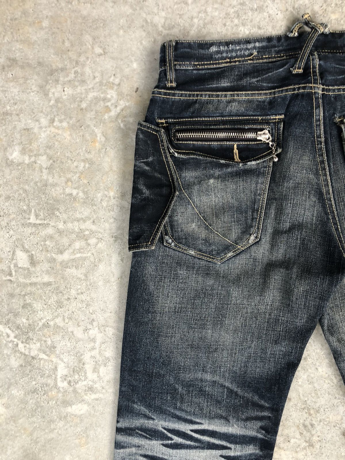 Army Of Me Japanese Skulls army of no Distressed Jeans Size US 34 / EU 50 - 9 Thumbnail