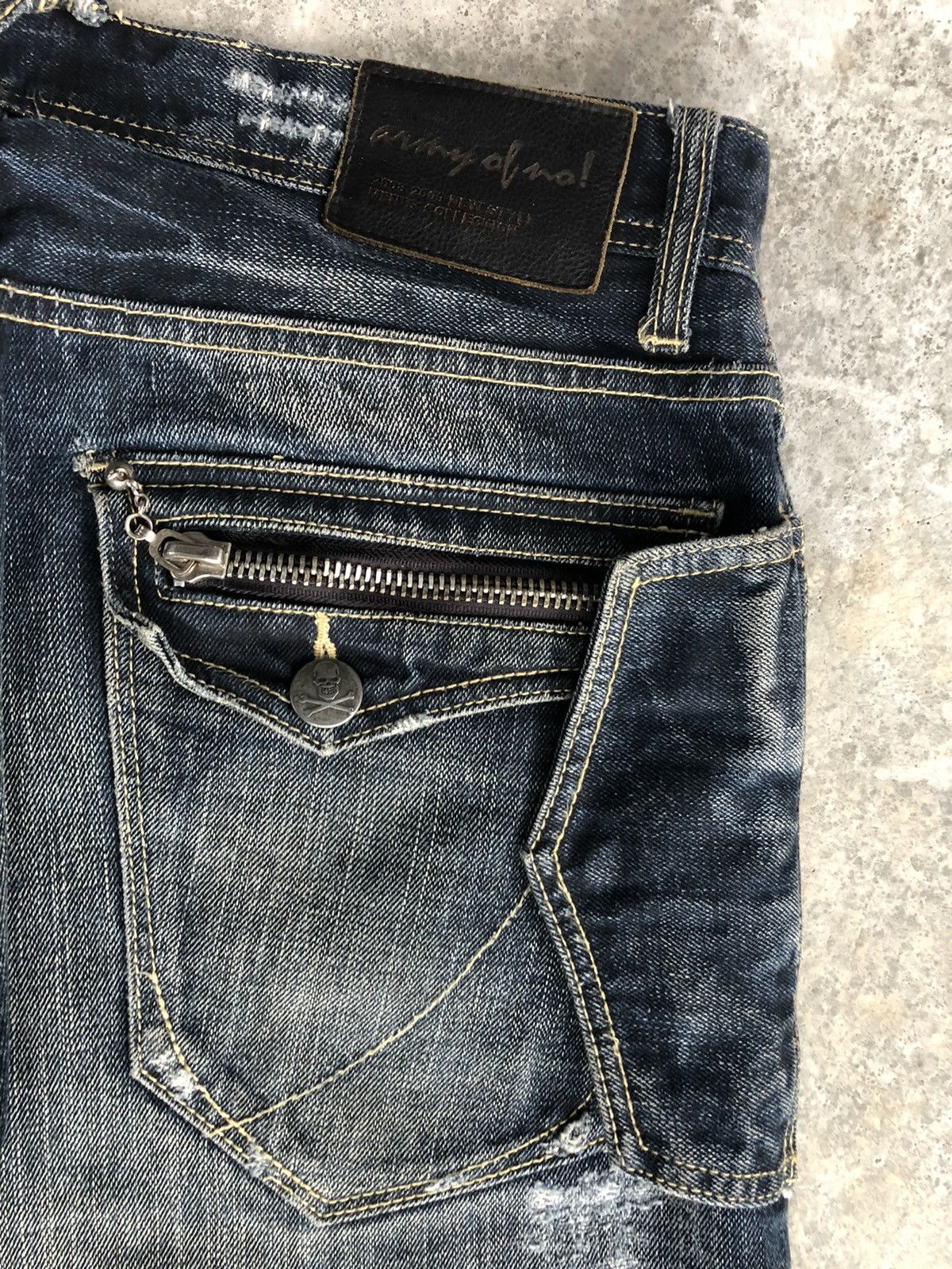 Army Of Me Japanese Skulls army of no Distressed Jeans Size US 34 / EU 50 - 14 Thumbnail