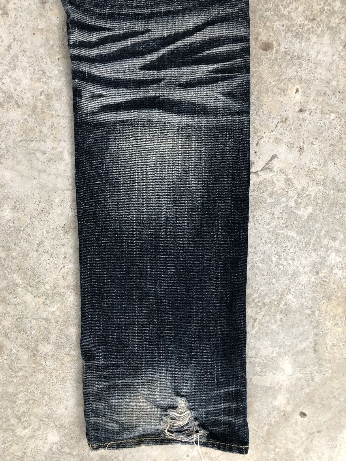 Army Of Me Japanese Skulls army of no Distressed Jeans Size US 34 / EU 50 - 12 Thumbnail