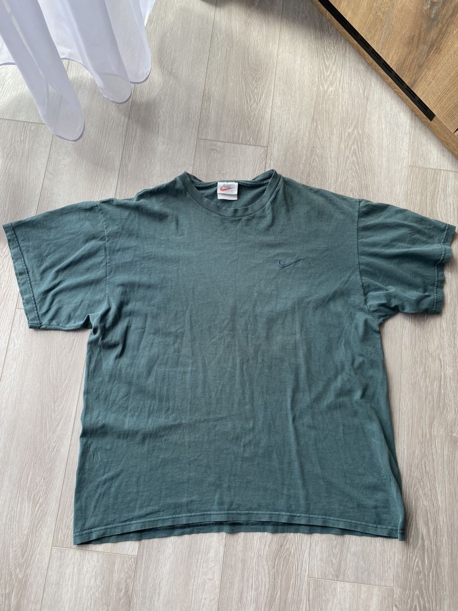 Nike × Vintage Vintage 90s Mini Swoosh Nike Tee Washed Distressed Hype Rare Size US L / EU 52-54 / 3 - 1 Thumbnail