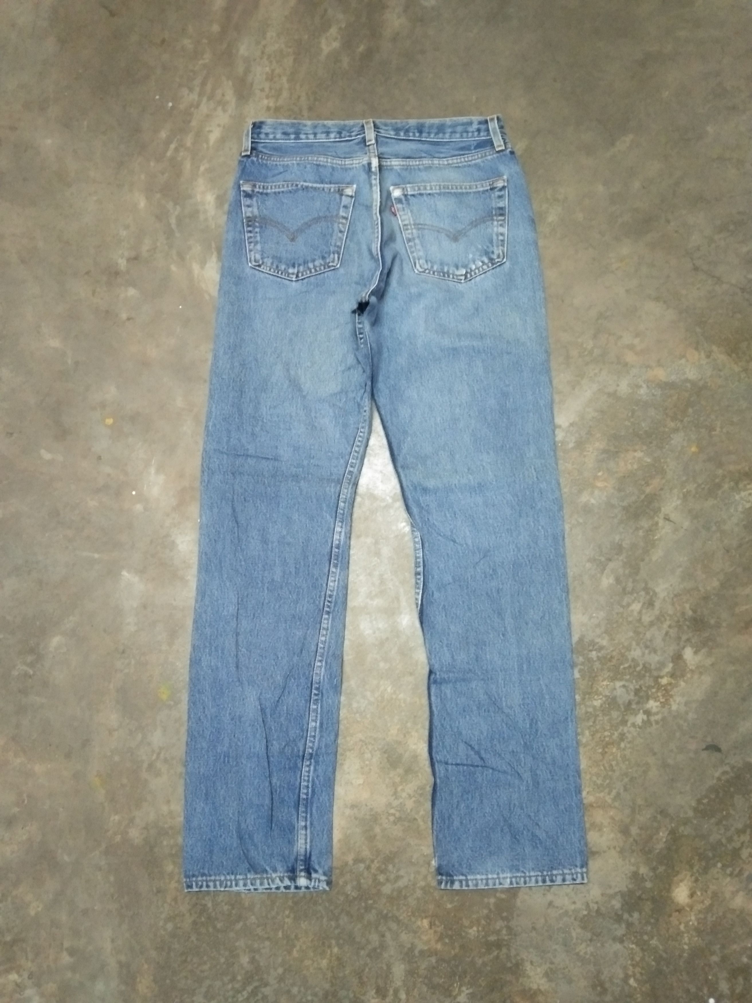 Levi's 90s Vintage Levi's 501 Made In USA Distressed Jeans 29x32 Size US 29 - 2 Thumbnail