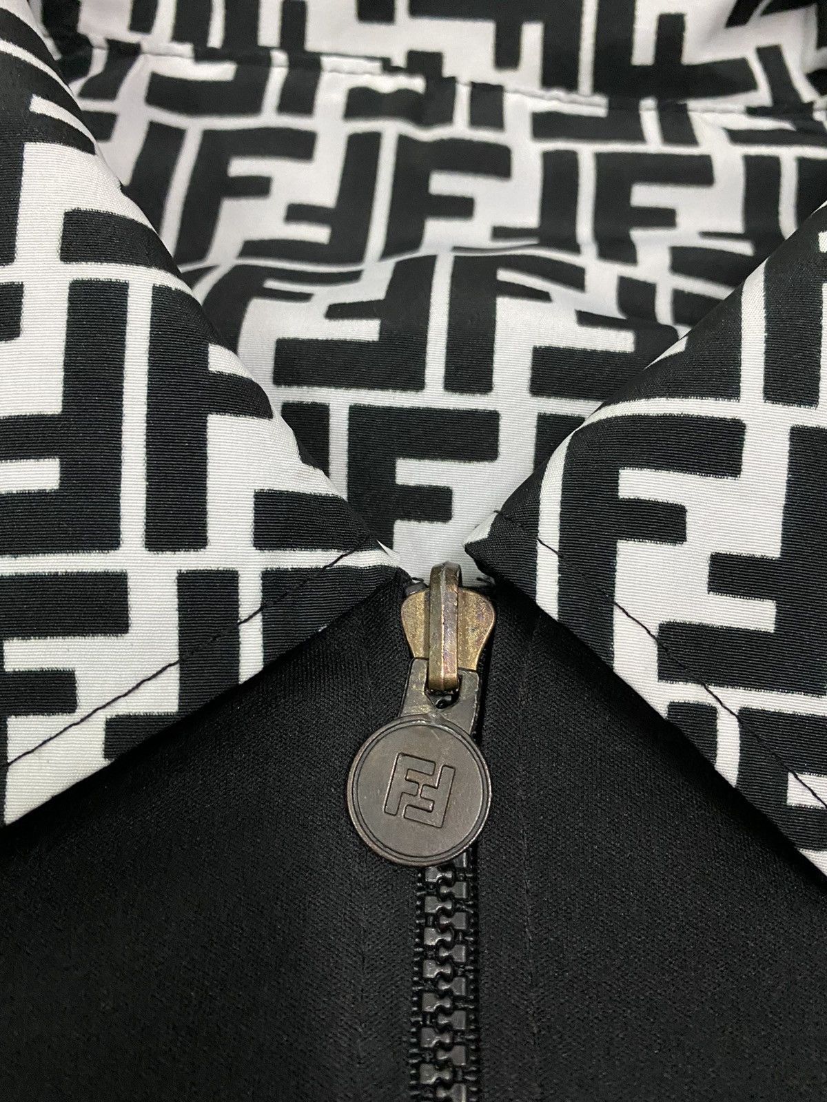 Fendi Vintage Fendi Zucca Monogram Reversible Jacket Size US L / EU 52-54 / 3 - 11 Thumbnail