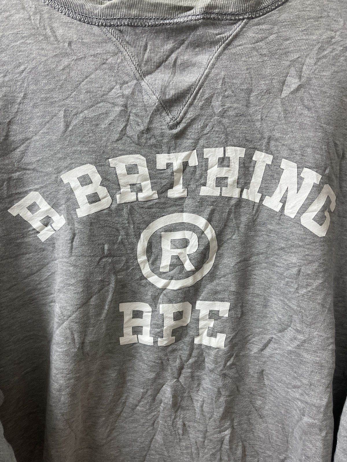Bape 🇯🇵A BATHING APE CREWNECK Size US XL / EU 56 / 4 - 3 Thumbnail