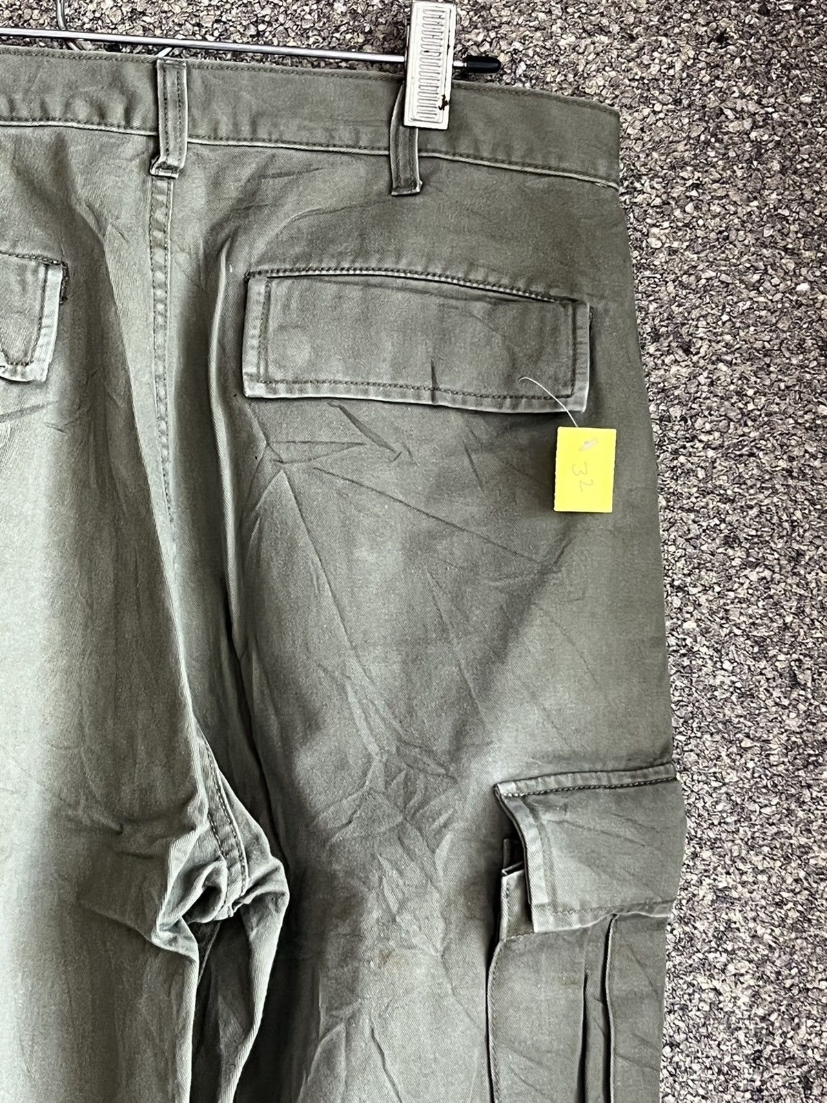 Japanese Brand Uniqlo ft52 Size US 33 - 9 Thumbnail