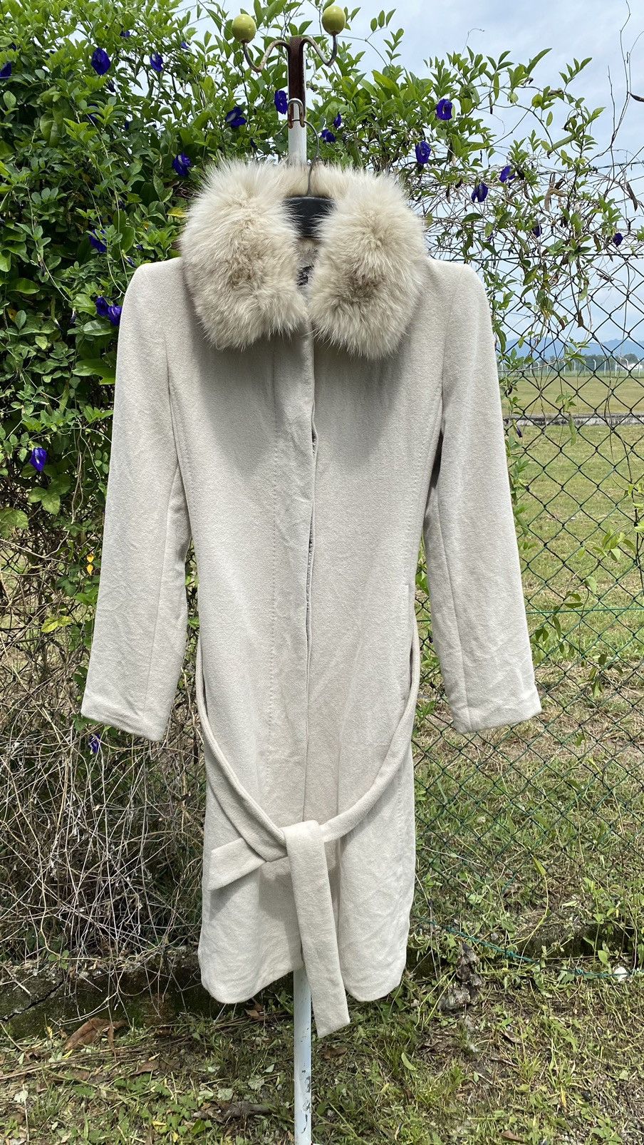 Japanese Brand INED Long Jacket With Fox Fur Made in Japan Size ONE SIZE - 1 Thumbnail