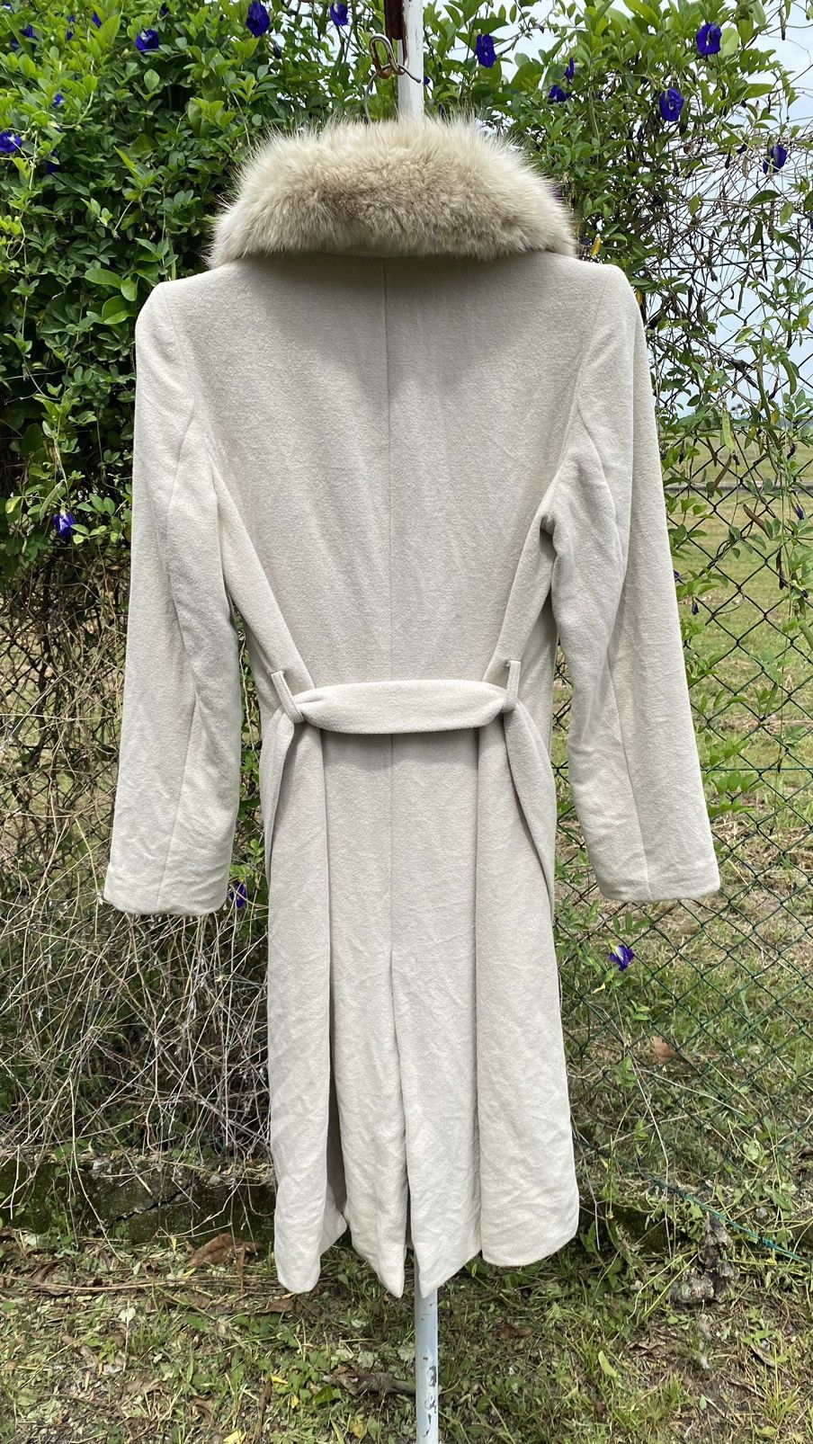 Japanese Brand INED Long Jacket With Fox Fur Made in Japan Size ONE SIZE - 2 Thumbnail