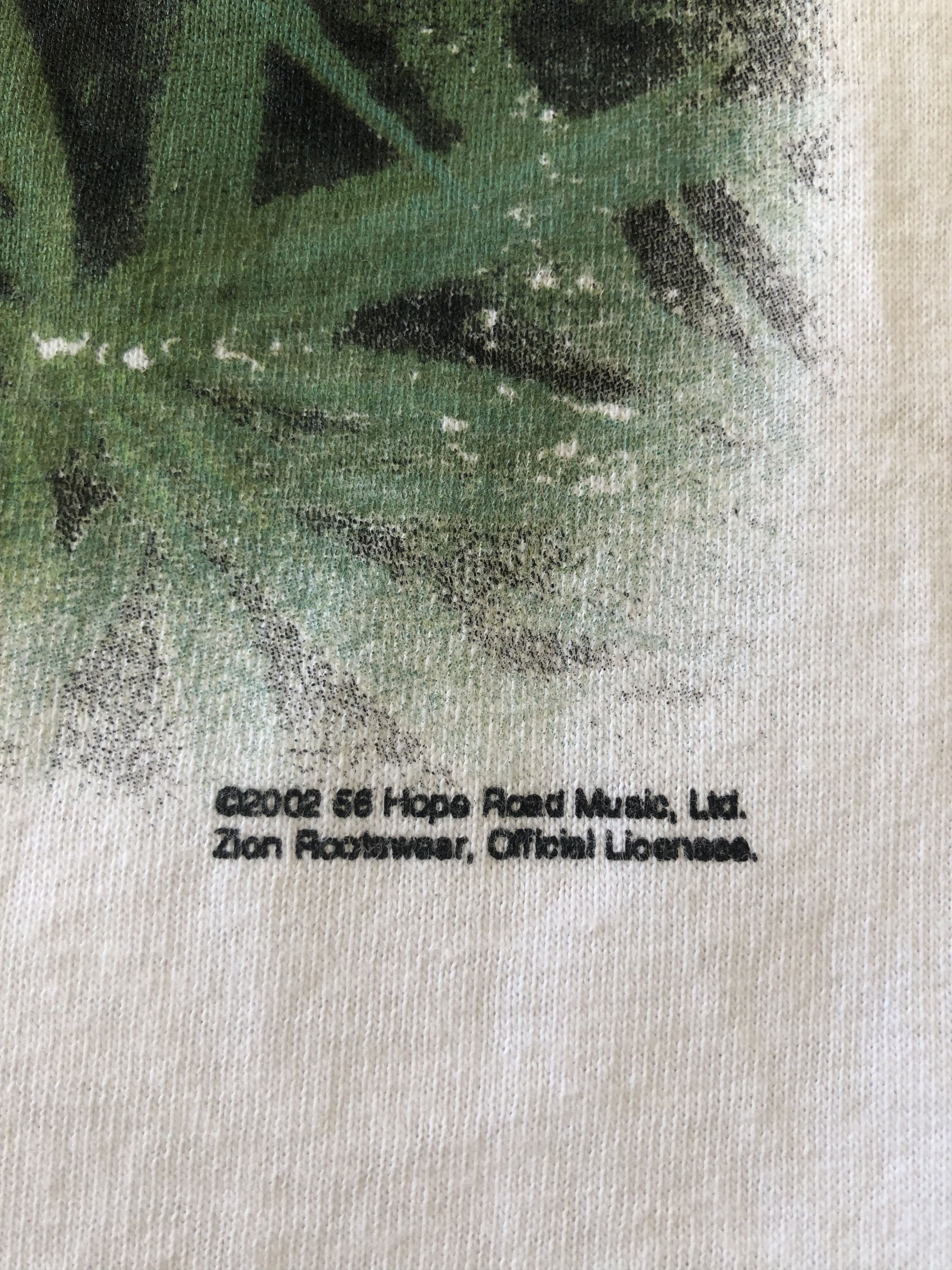 Bob Marley RARE🔥VINTAGE ‘02 BOB MARLEY MARIJUANA PRINT TEE Size US XL / EU 56 / 4 - 4 Thumbnail