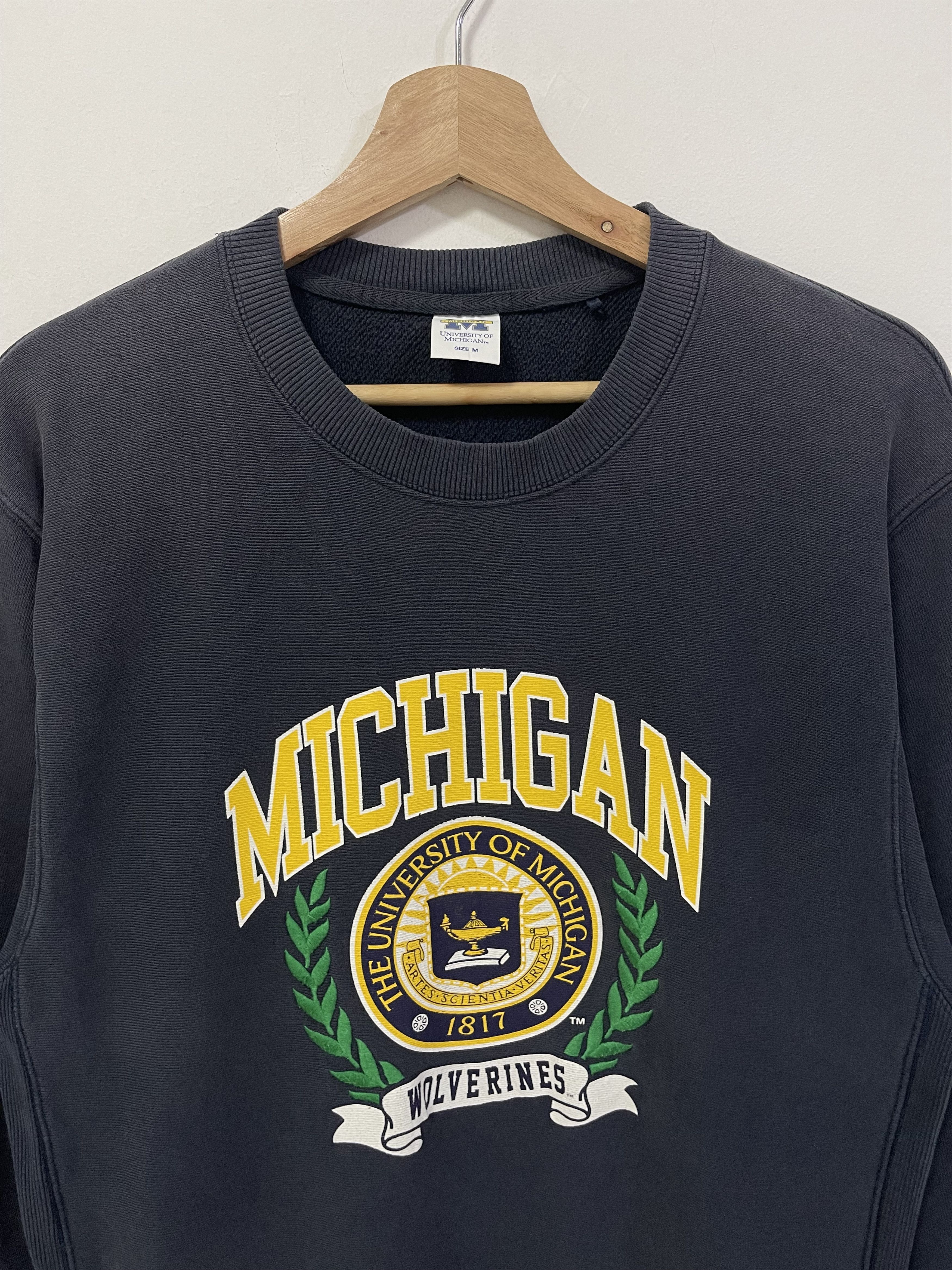 GU × Japanese Brand × Vintage Vintage University Of Michigan Big Logo Sweatshirt Size US S / EU 44-46 / 1 - 6 Thumbnail