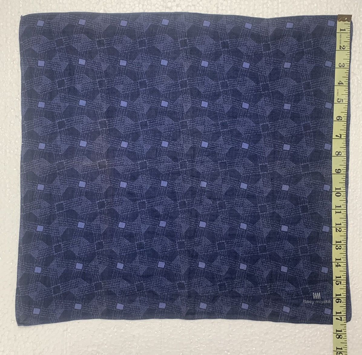 Issey Miyake Issey Miyake Handkerchief / PocketSquare / Bandana Size ONE SIZE - 6 Thumbnail