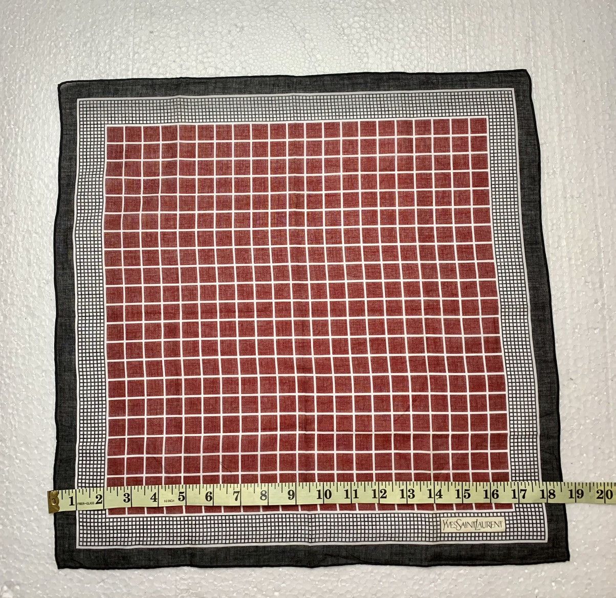 Yves Saint Laurent Yves Saint Laurent Handkerchief / Pocketsquares Size ONE SIZE - 7 Thumbnail