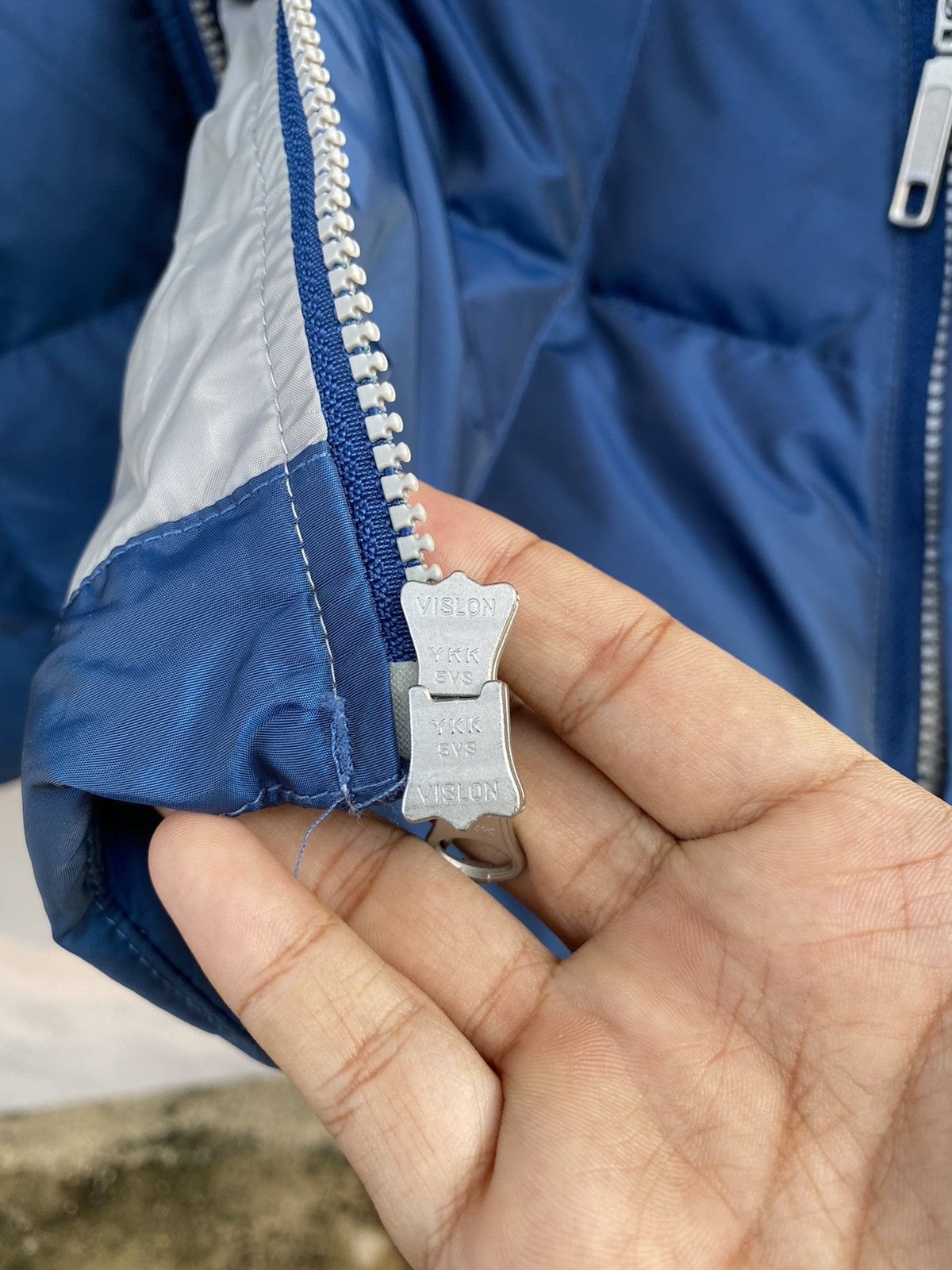 Japanese Brand vintage 90s uniqlo puffer down metallic blue jacket Size US L / EU 52-54 / 3 - 7 Thumbnail