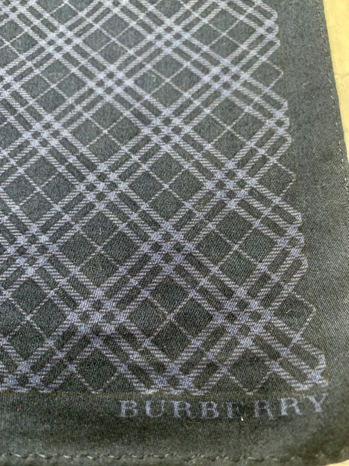 Designer Burberry Handkerchief Pocketsquares Size ONE SIZE - 2 Thumbnail