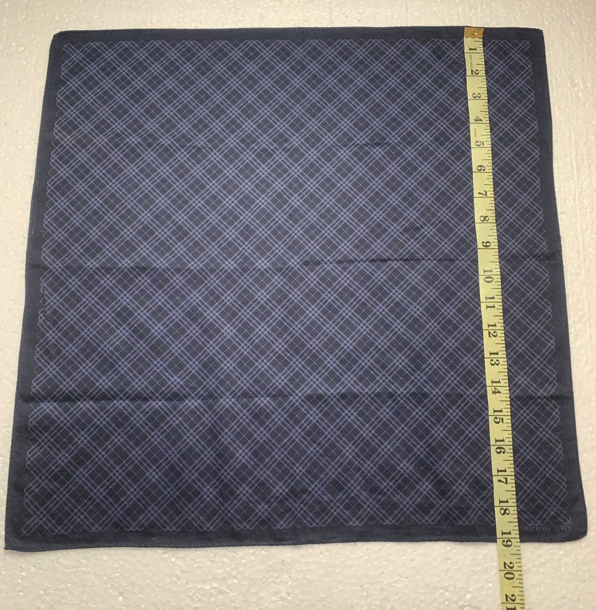 Designer Burberry Handkerchief Pocketsquares Size ONE SIZE - 5 Thumbnail