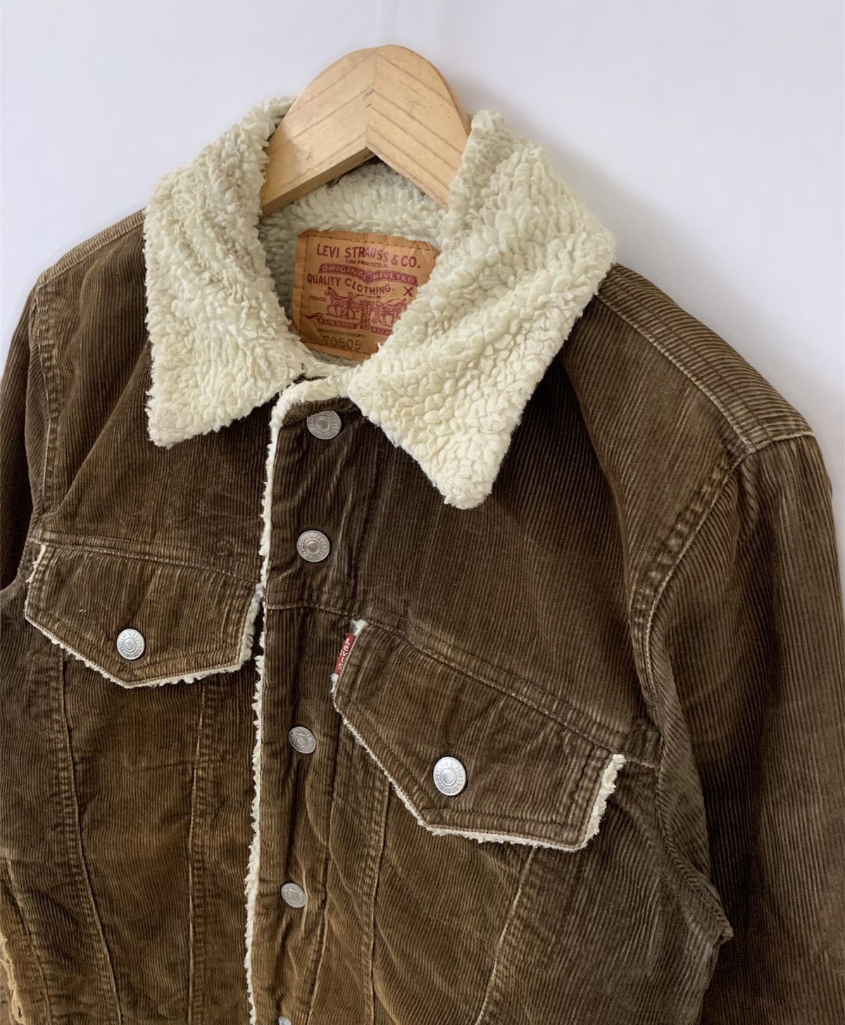 Levi's Vintage Levis Corduroy Shearling Trucker Jacket Size US S / EU 44-46 / 1 - 4 Thumbnail