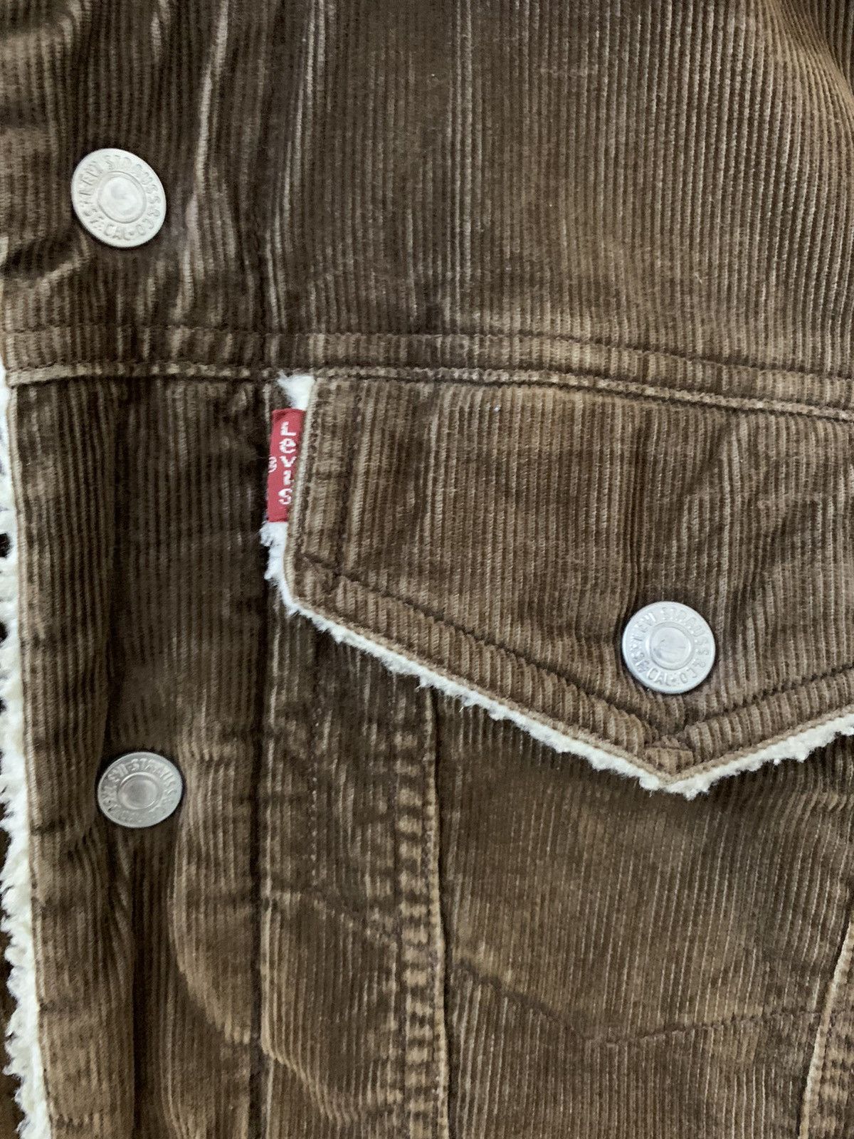 Levi's Vintage Levis Corduroy Shearling Trucker Jacket Size US S / EU 44-46 / 1 - 9 Thumbnail