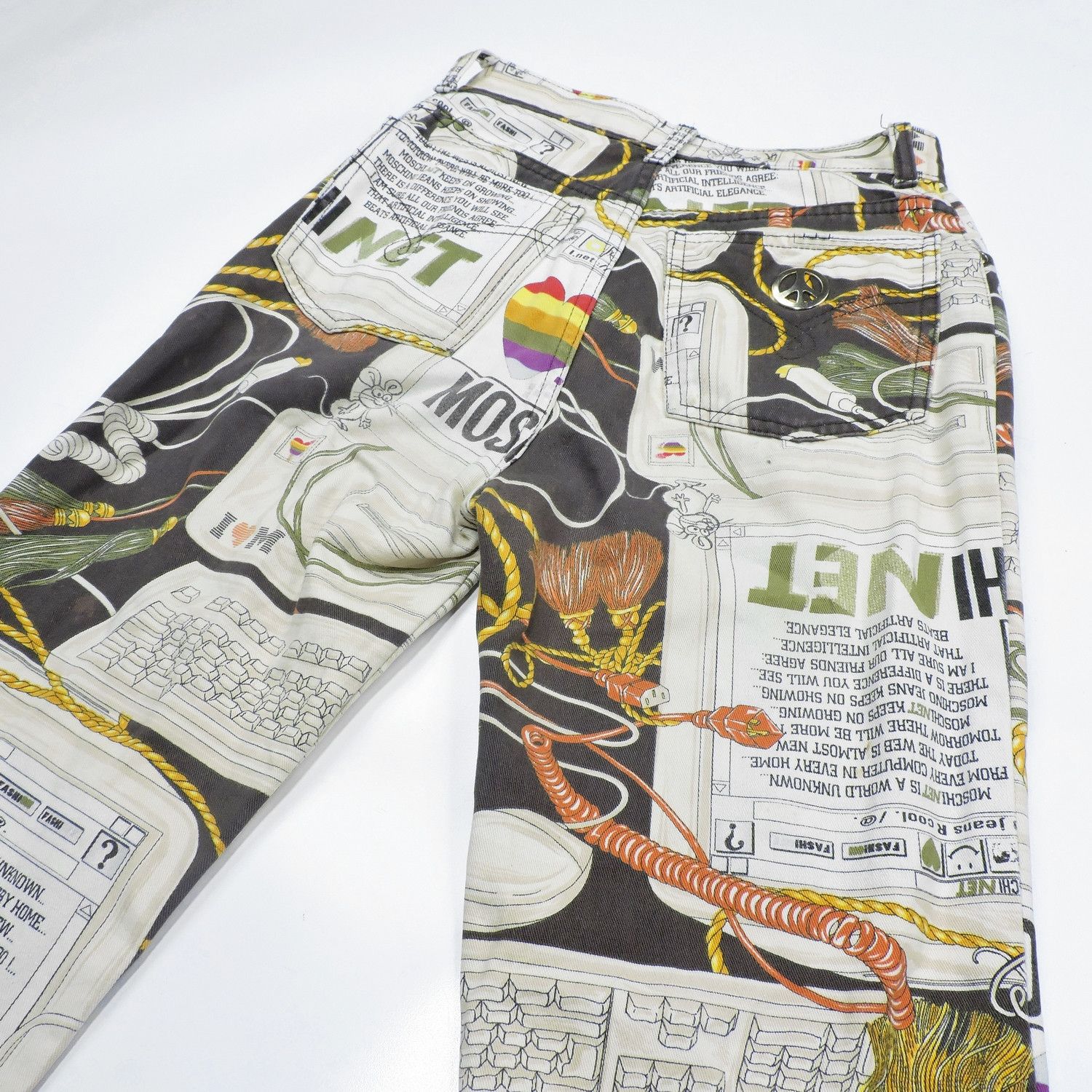 Moschino MOSCHINO JEANS POP ART ALL OVERPRINT DENIM PANTS Size 26" / US 2 / IT 38 - 17 Thumbnail