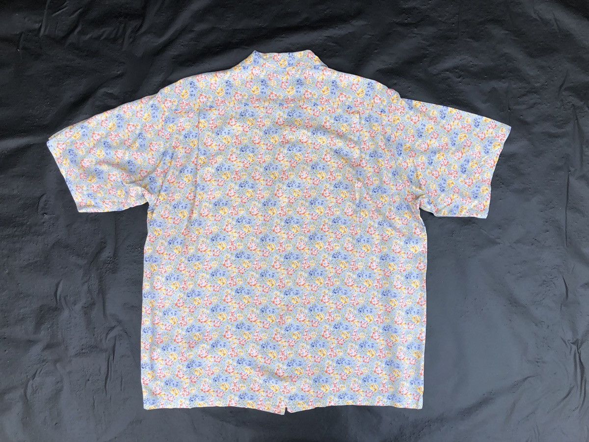 Karl Helmut Vintage Karl Helmut Japan Flowers Rayon Hawaiian Shirt Size US M / EU 48-50 / 2 - 12 Thumbnail