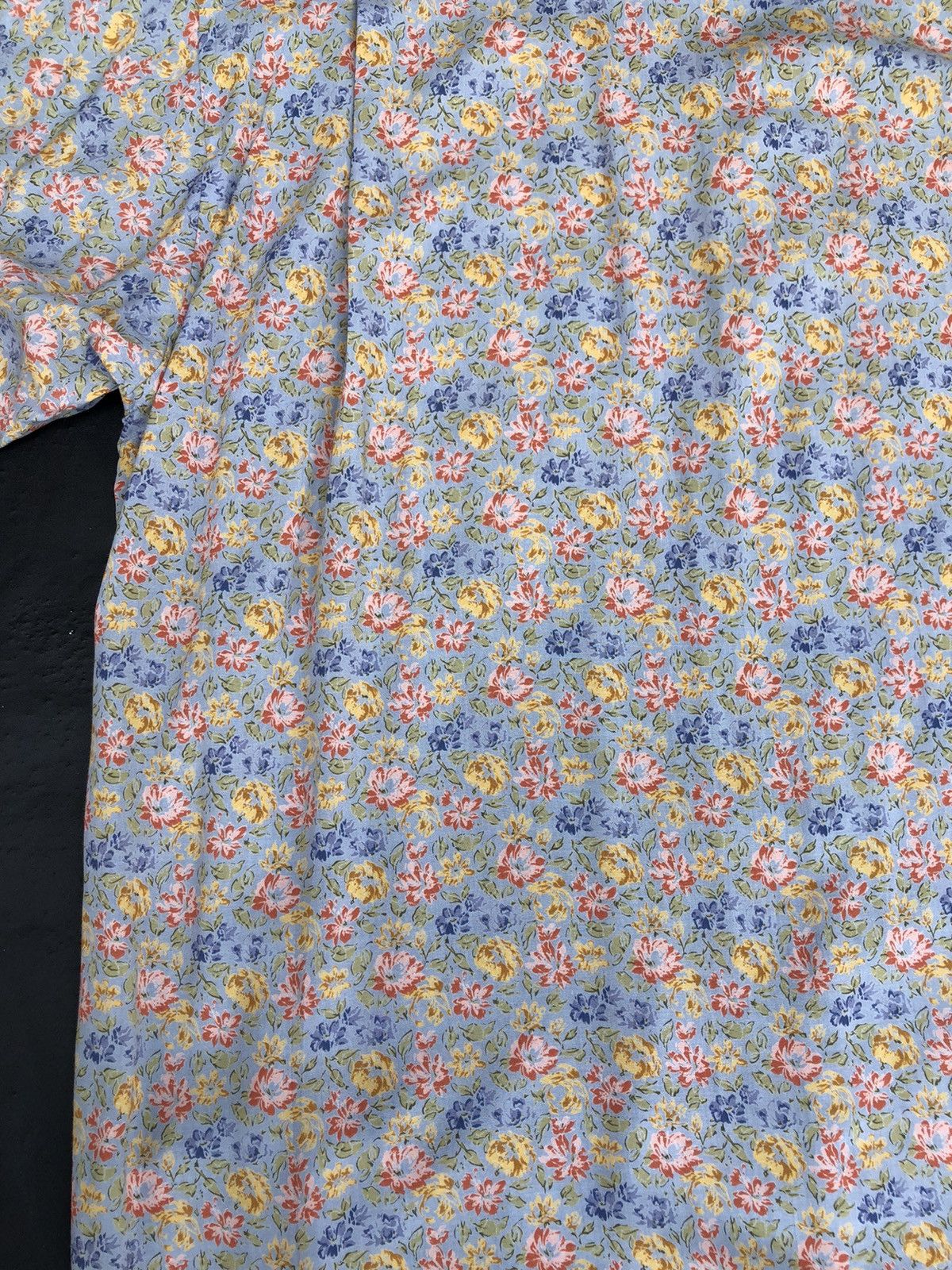 Karl Helmut Vintage Karl Helmut Japan Flowers Rayon Hawaiian Shirt Size US M / EU 48-50 / 2 - 16 Thumbnail