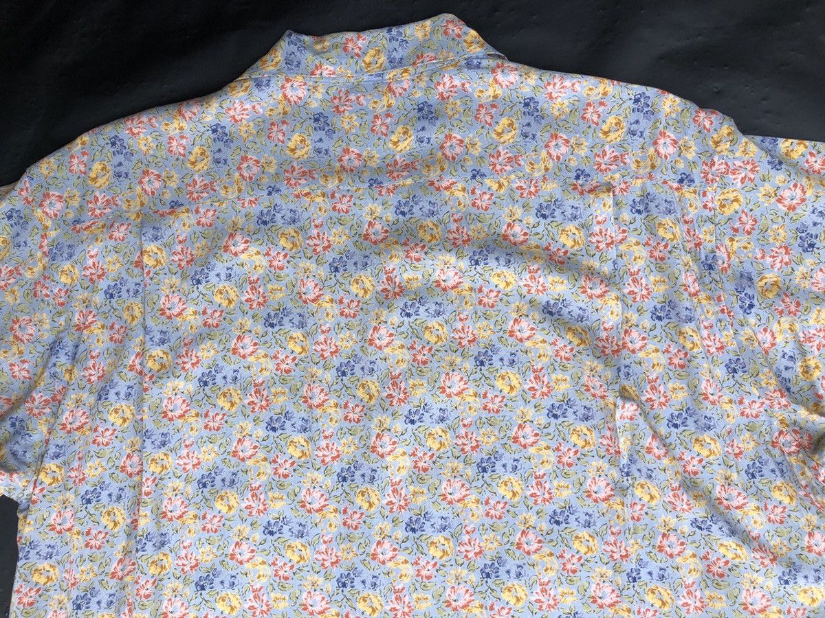 Karl Helmut Vintage Karl Helmut Japan Flowers Rayon Hawaiian Shirt Size US M / EU 48-50 / 2 - 14 Thumbnail
