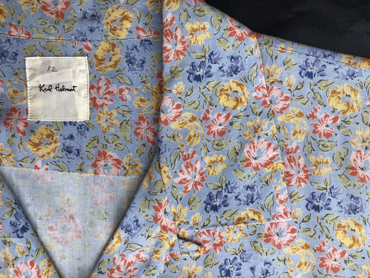 Karl Helmut Vintage Karl Helmut Japan Flowers Rayon Hawaiian Shirt Size US M / EU 48-50 / 2 - 4 Thumbnail