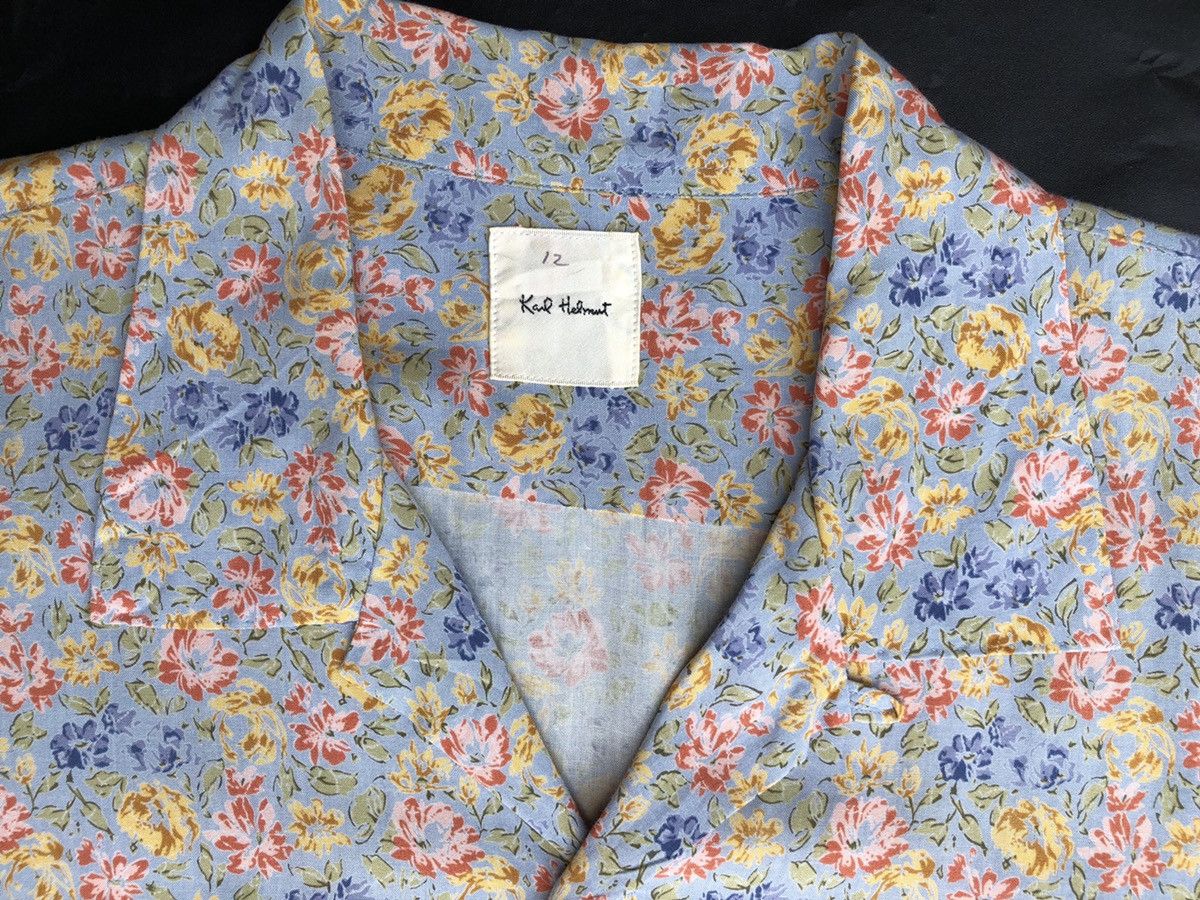 Karl Helmut Vintage Karl Helmut Japan Flowers Rayon Hawaiian Shirt Size US M / EU 48-50 / 2 - 3 Thumbnail