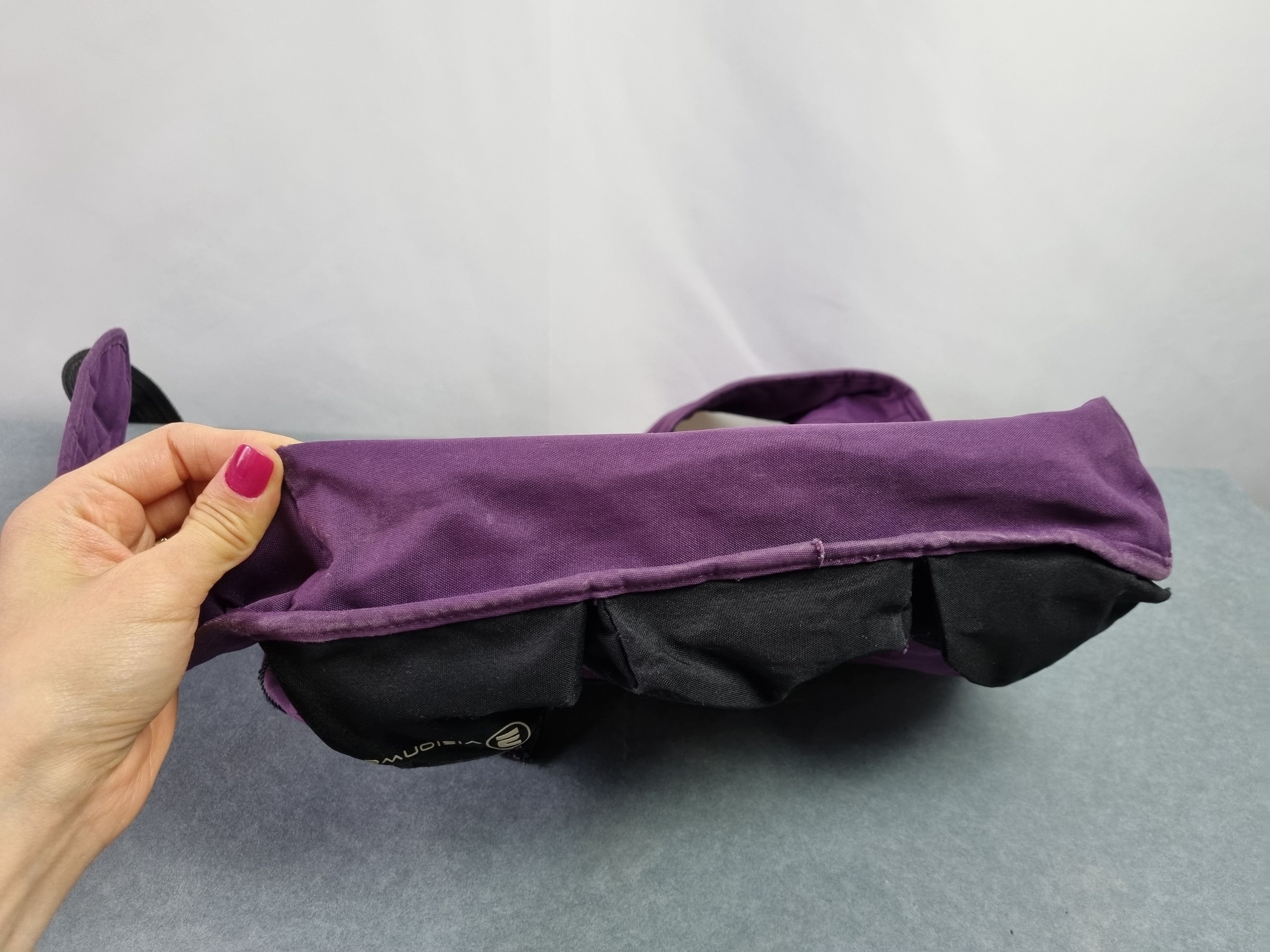 Vintage Vintage Multi pockets Attractive Sling Bag NIKE style Size ONE SIZE - 12 Thumbnail