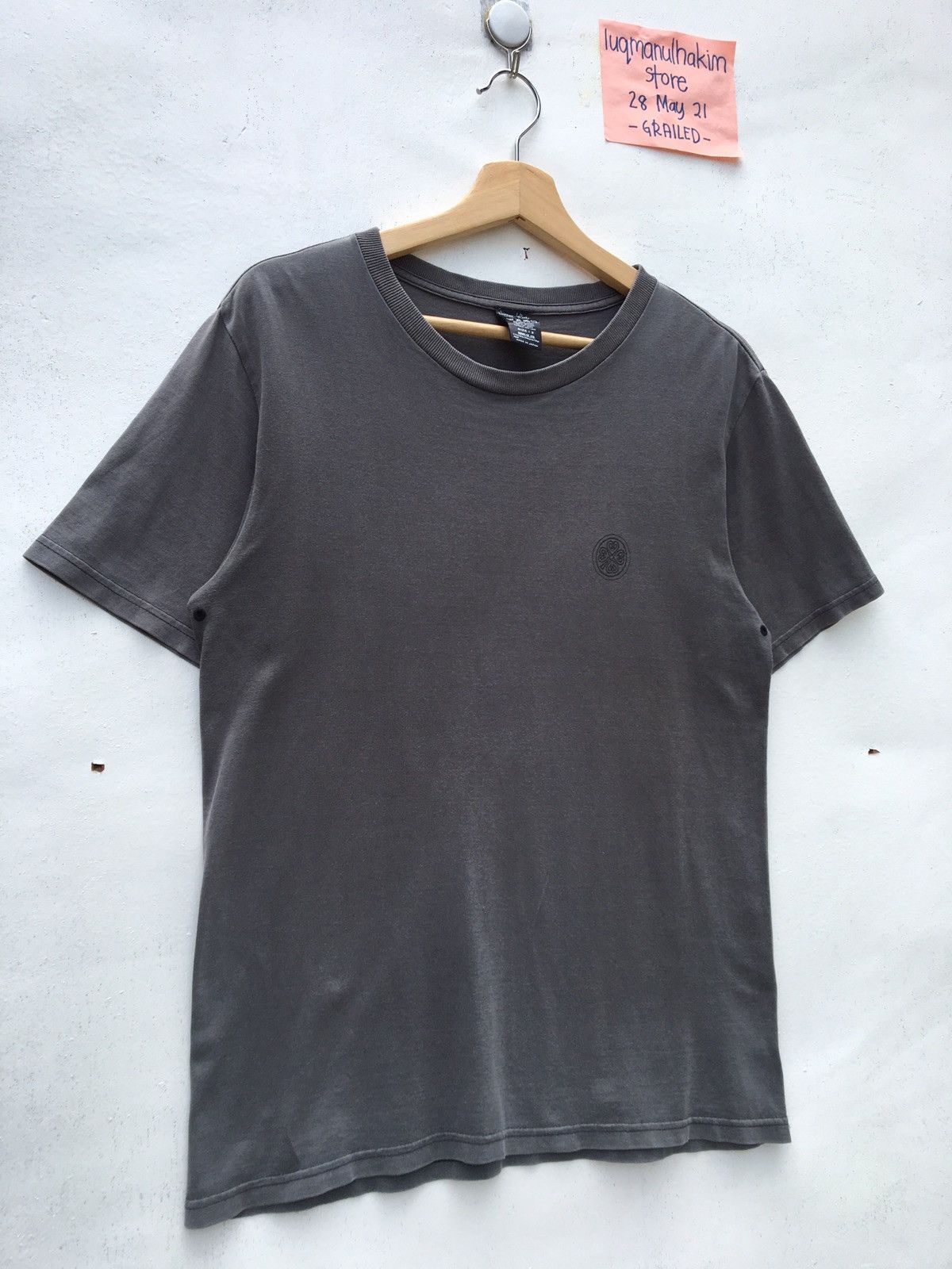 Number (N)ine Rare Number (N)ine F/W 2006 Woven Revolver Tee Size US S / EU 44-46 / 1 - 7 Thumbnail